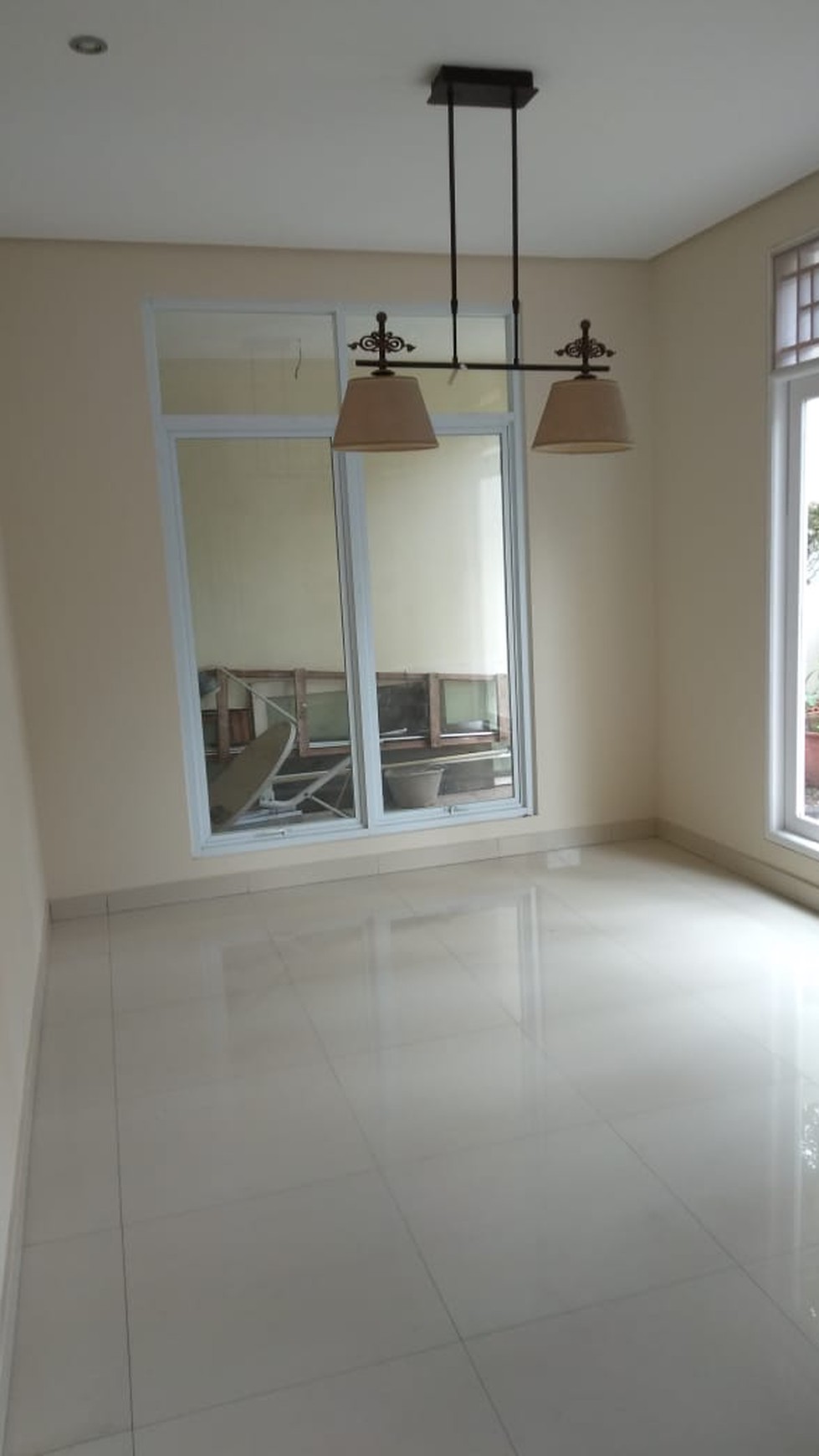 Rumah Bagus,siap huni,lokasi oke sek 9 Bintaro Jaya