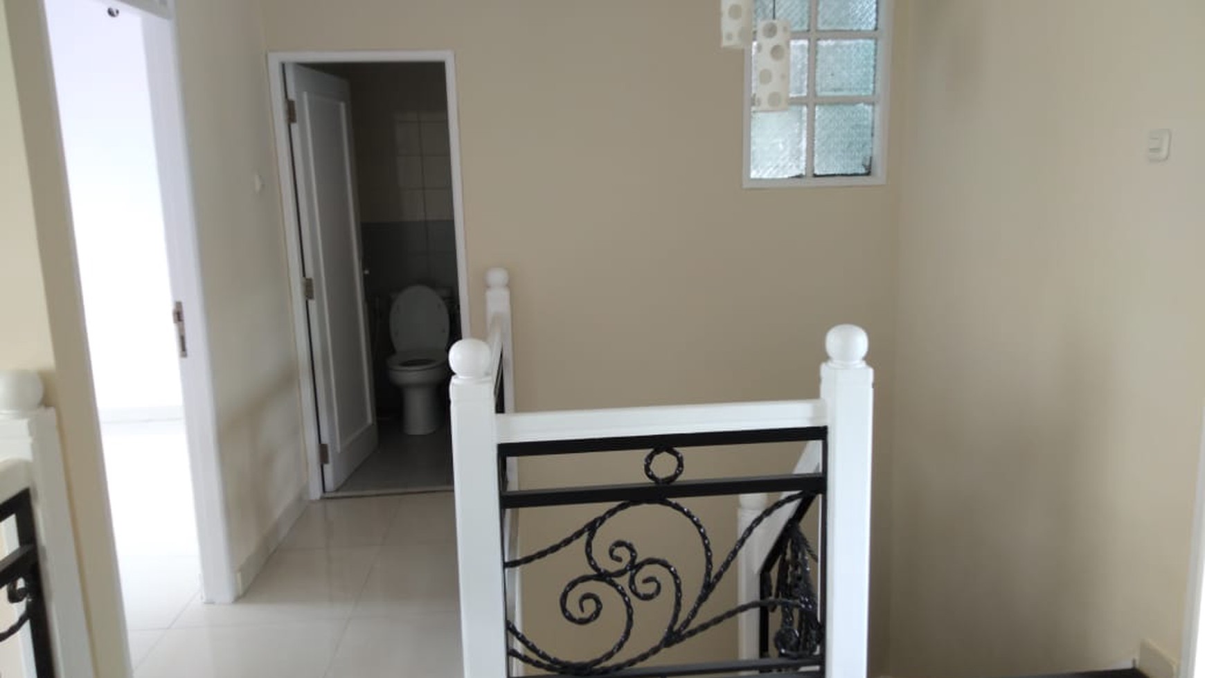 Rumah Bagus,siap huni,lokasi oke sek 9 Bintaro Jaya