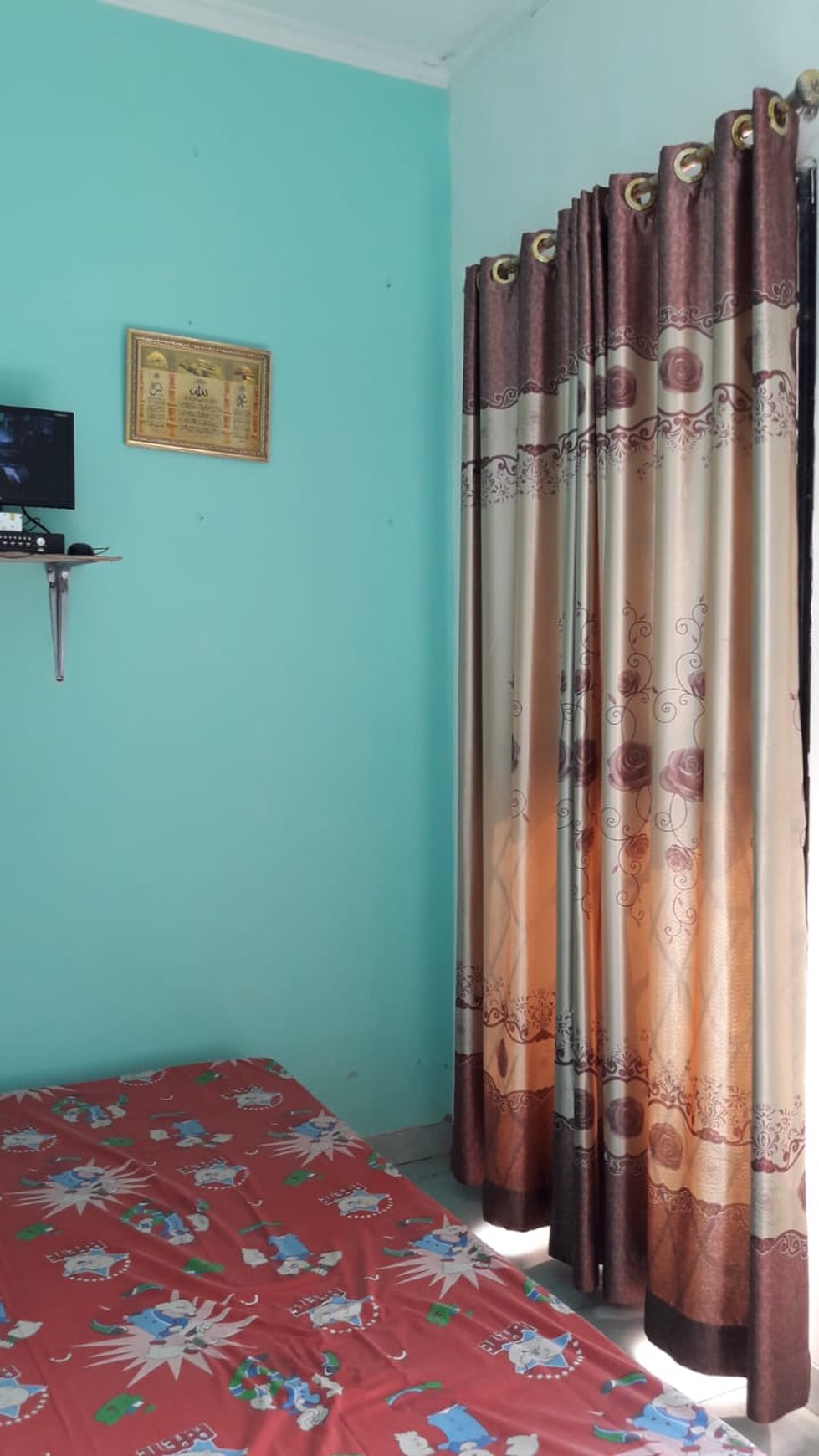 Ruko strategis,siap huni di Pondok Aren