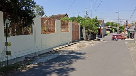 RUMAH TINGGAL DI JL TAJEM BARU, DEKAT LOTTE MART, RS HERMINA, DLL