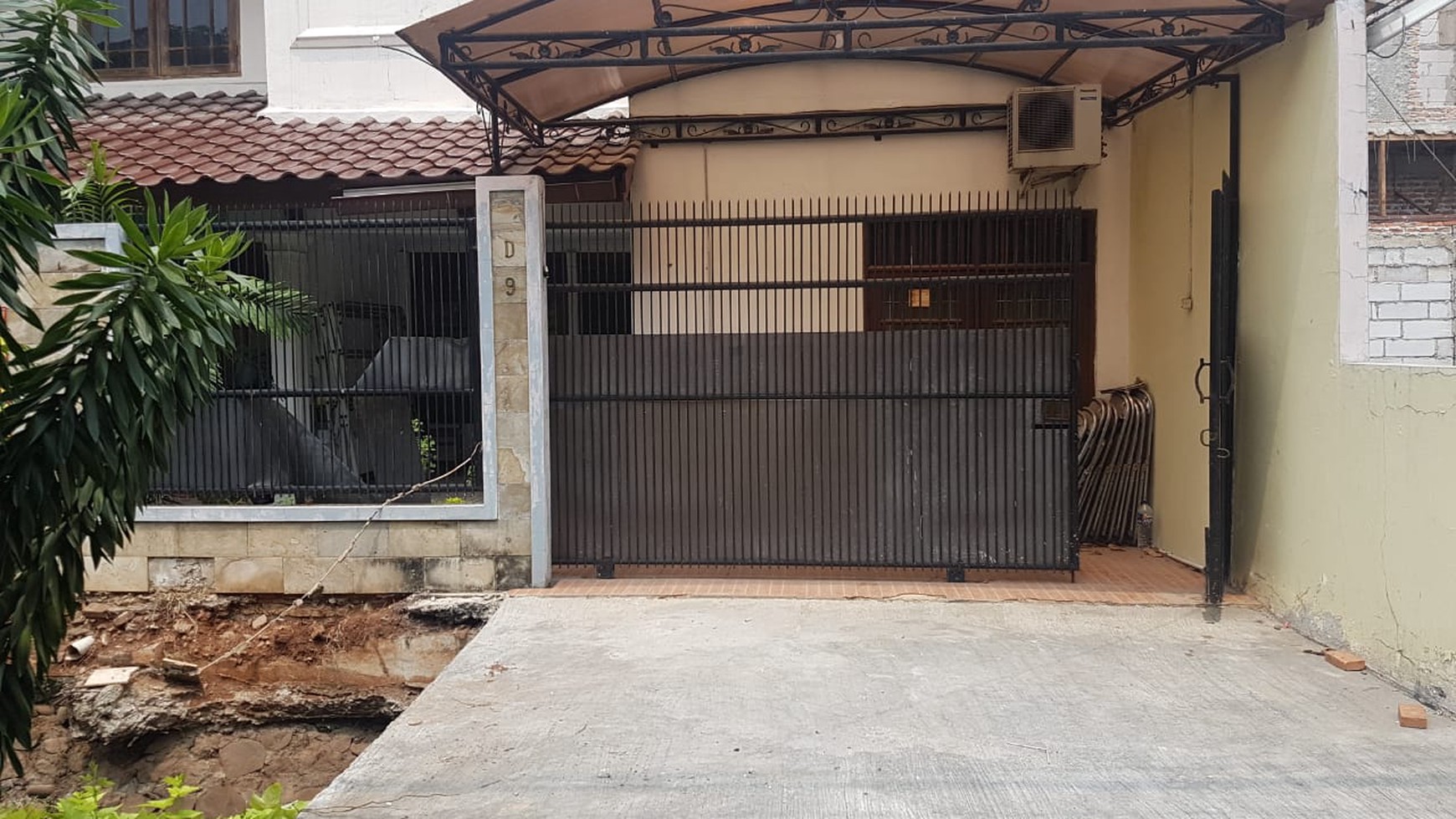 Rumah Dalam Komplek Lokasi Strategis Bagus Di Jati Padang