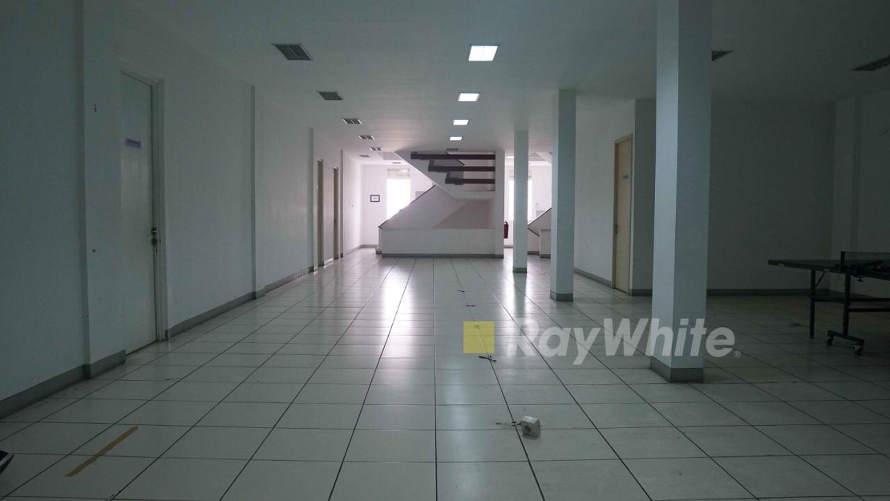 Gedung Komersil di Fatmawati Jakarta Selatan