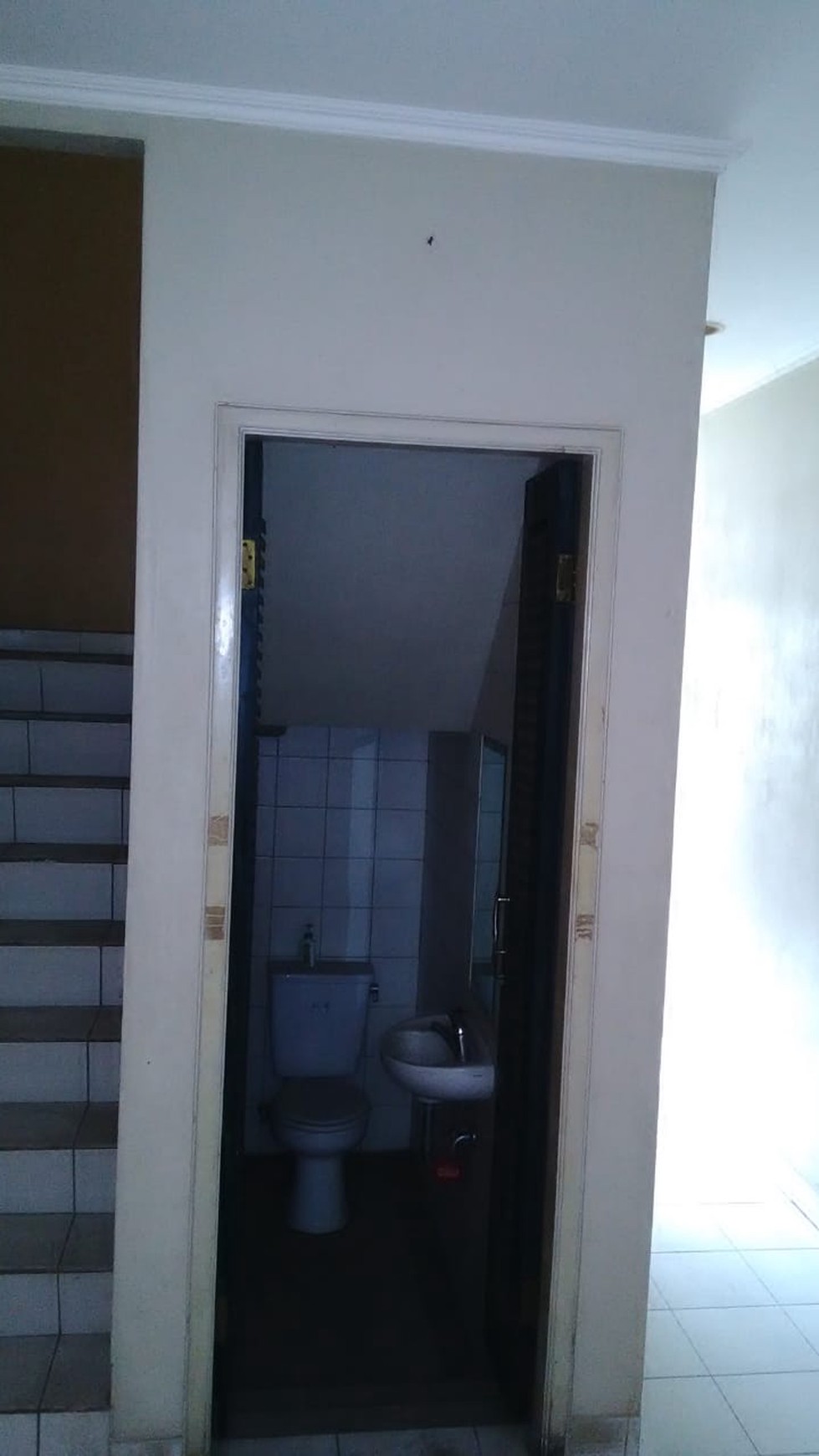 Disewa Rumah di Graha Raya