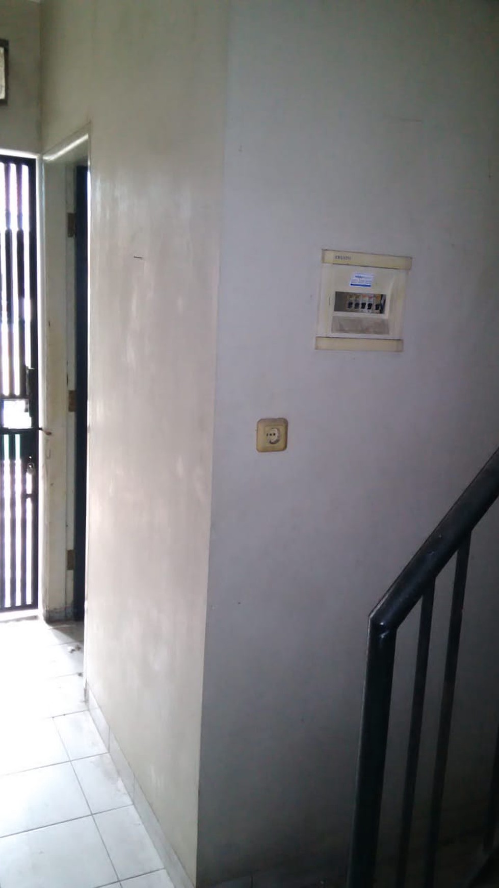 Disewa Rumah di Graha Raya
