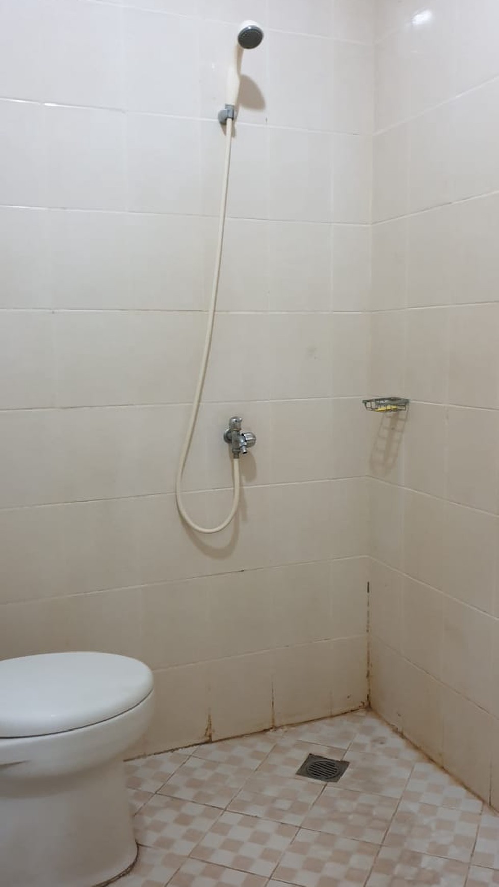 Rumah Luas dan Murah di Kawasan cluster Bintaro jaya Sektor 9