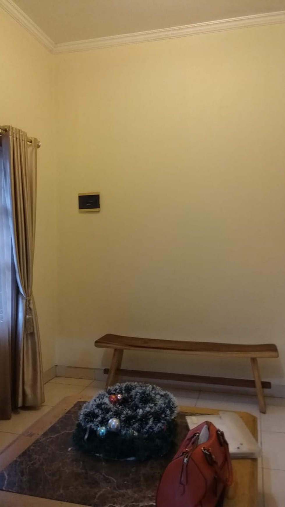 Di Jual Rumah semi klasik, di Cilosari, Menteng, Sektor 6, Bintaro Jaya, Tangerang Selatan