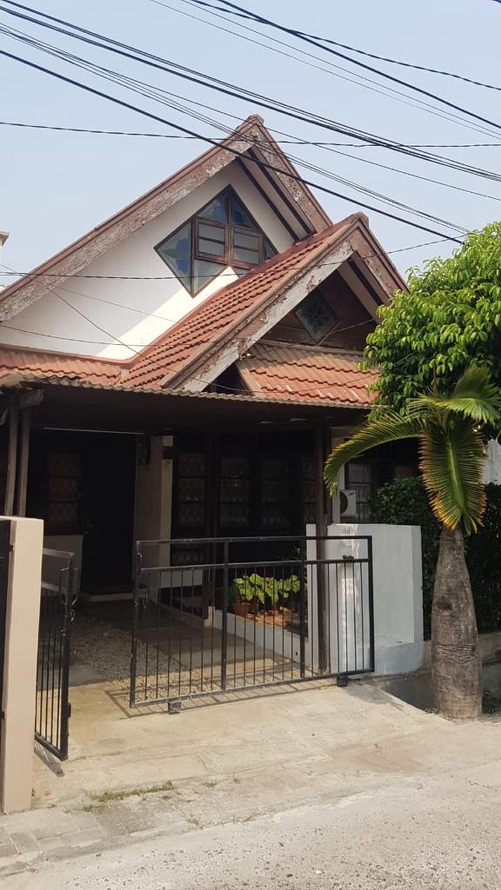 Rumah siap huni di Bintaro Jaya 3a