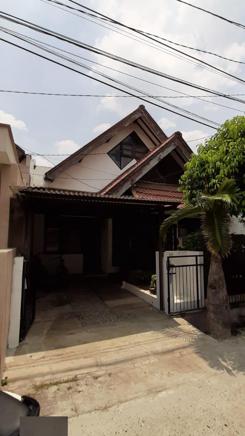 Rumah siap huni di Bintaro Jaya 3a