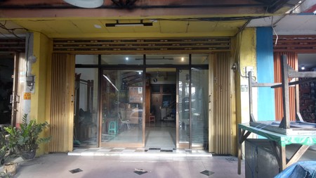 Ruko Panjang Jiwo Surabaya