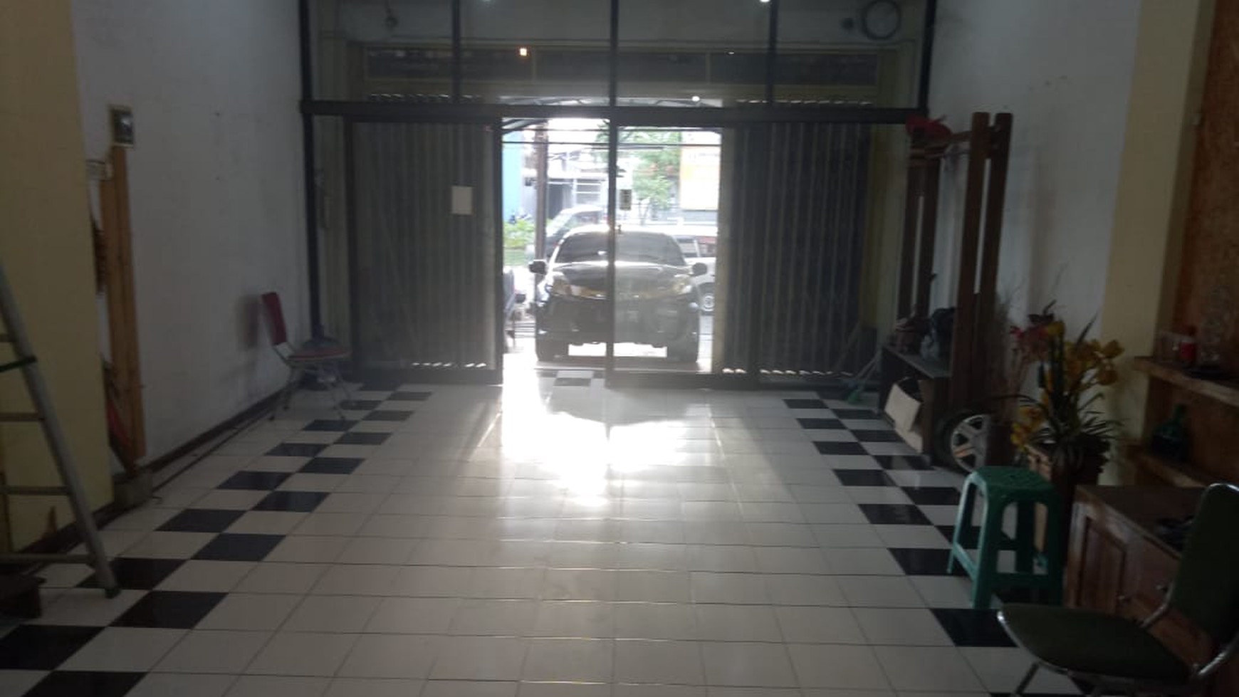 Ruko Panjang Jiwo Surabaya