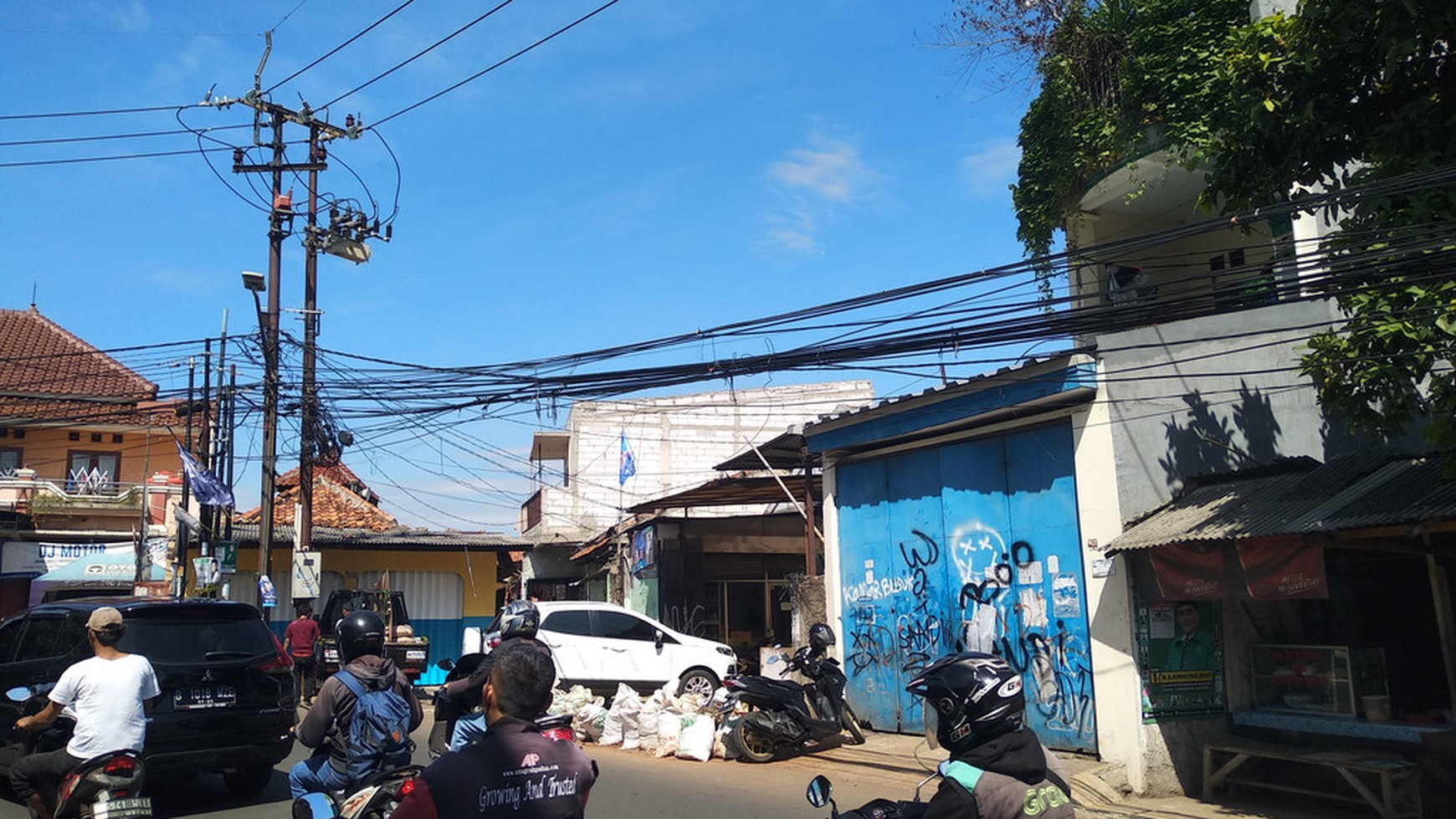 Tanah + Bangunan Jl. Raya Pondok Aren, Luas 358, Harga 8 Juta / Meter, NEGO.#TSAG