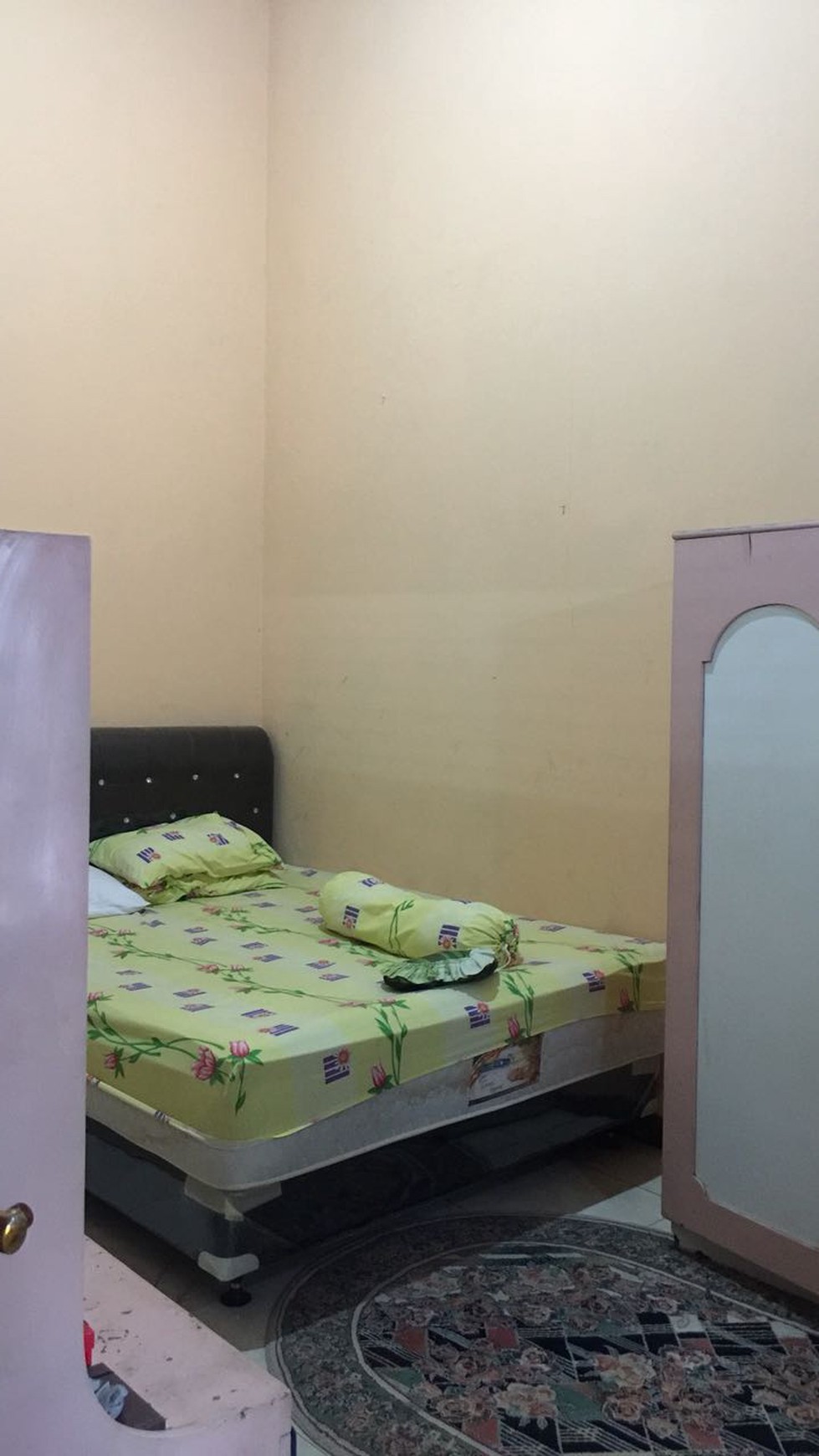 DIJUAL Rumah 2 LANTAI di Komplek Joglo, Luas 200 Meter, Harga 3,5 M, NEGO #TS