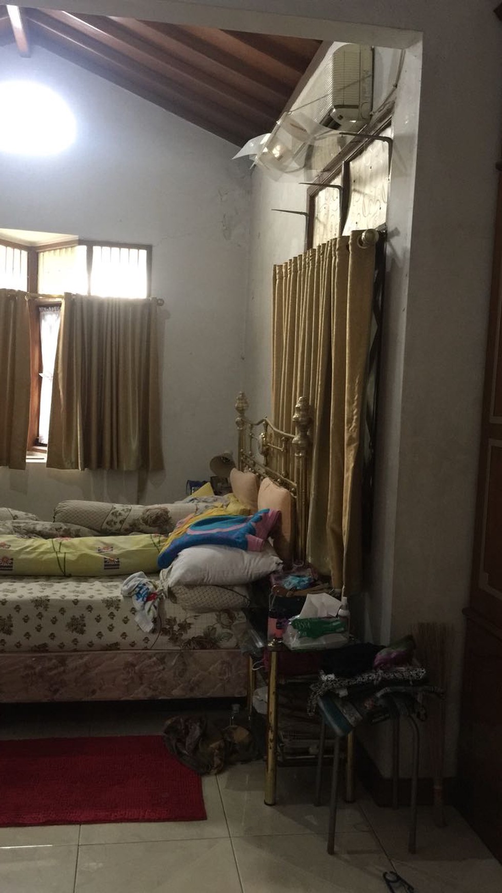 DIJUAL Rumah 2 LANTAI di Komplek Joglo, Luas 200 Meter, Harga 3,5 M, NEGO #TS