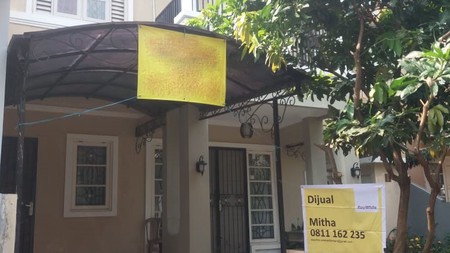 Rumah Cantik, minimalis dan siap huni di kawasan Puri Bintaro