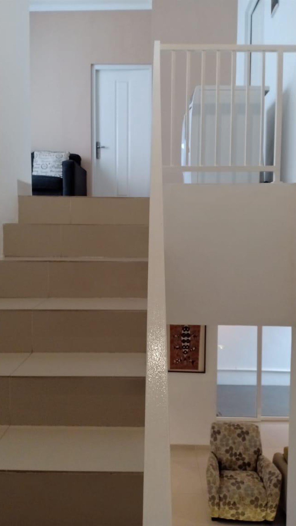 Rumah Cantik Minimalis Dalam Cluster Di Jl Merpati Sarua Ciputat