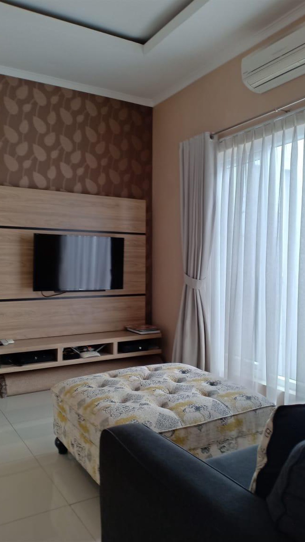 Rumah Cantik Minimalis Dalam Cluster Di Jl Merpati Sarua Ciputat