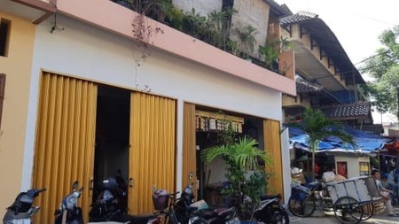 Rumah 2 lantai untuk usaha, lokasi Ok, Harga Nego di Kayu Putih Jakarta Timur