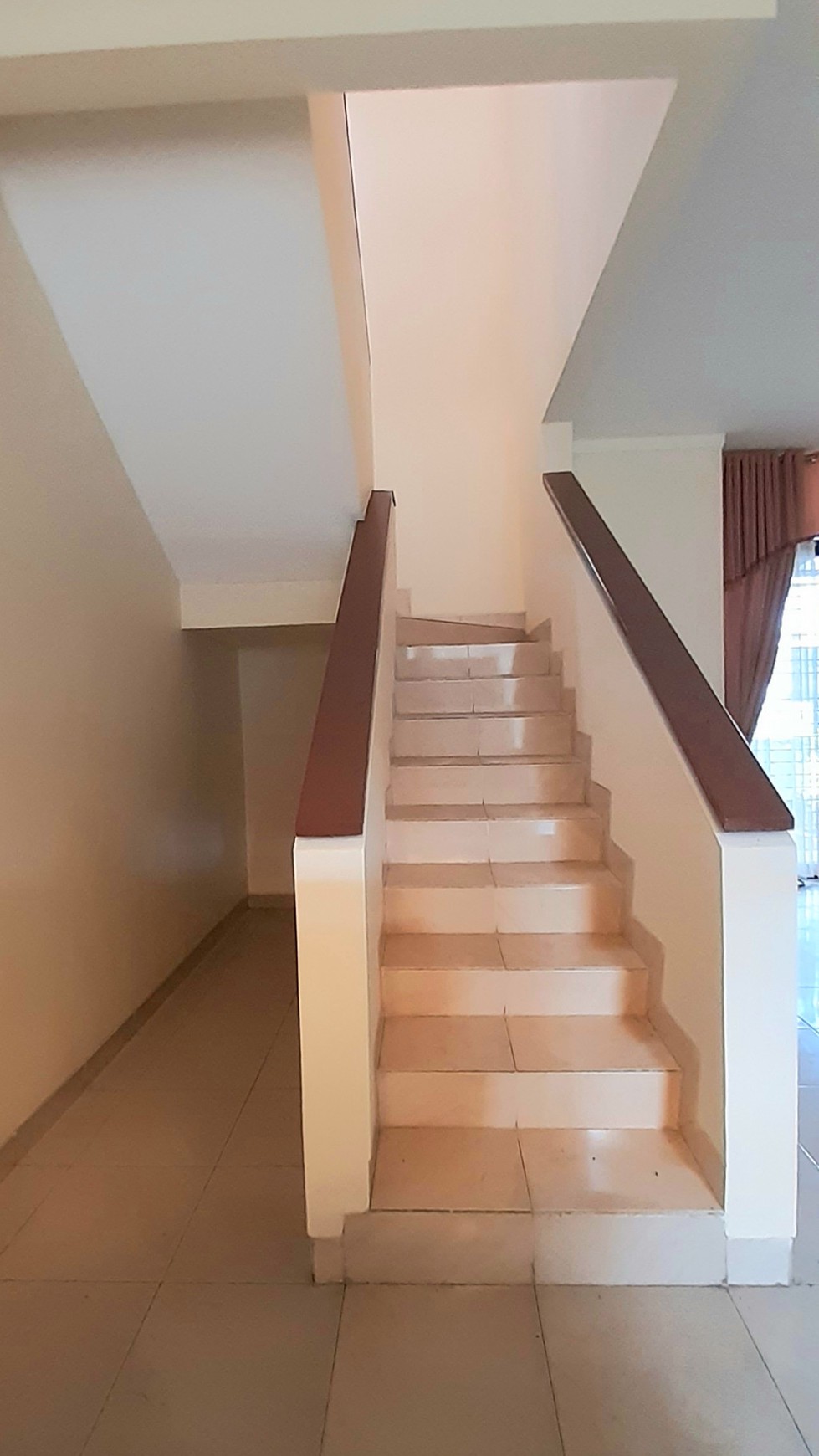 Rumah Cantiq Minimalis siap huni di Neo Permata Bintaro harga 50 Jt/Thn, MURAH!!!