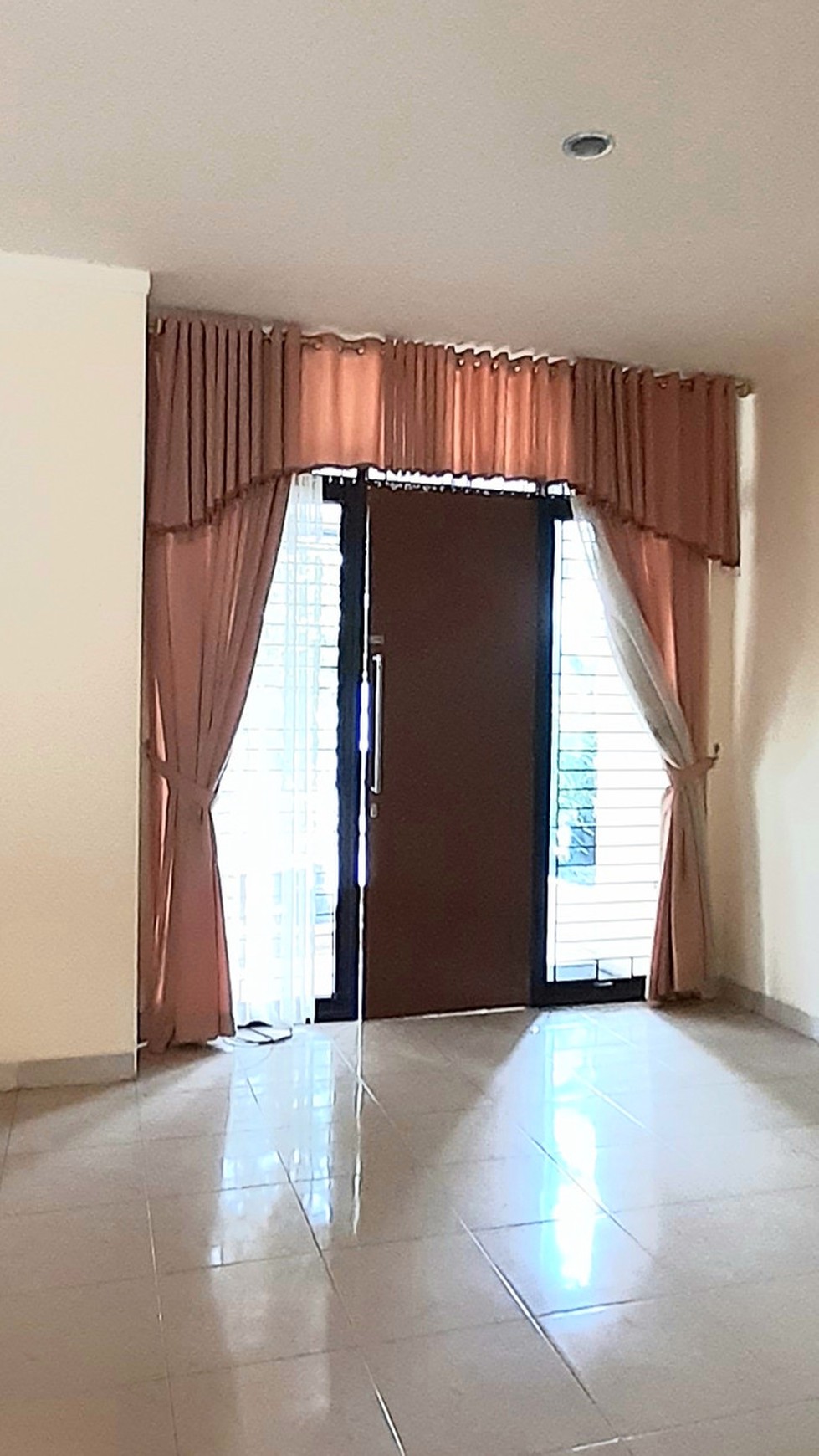 Rumah Cantiq Minimalis siap huni di Neo Permata Bintaro harga 50 Jt/Thn, MURAH!!!