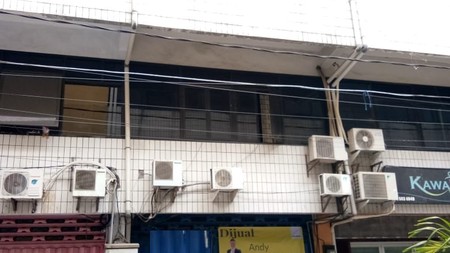 Ruko 4 lantai di komplek pertokoan RMI