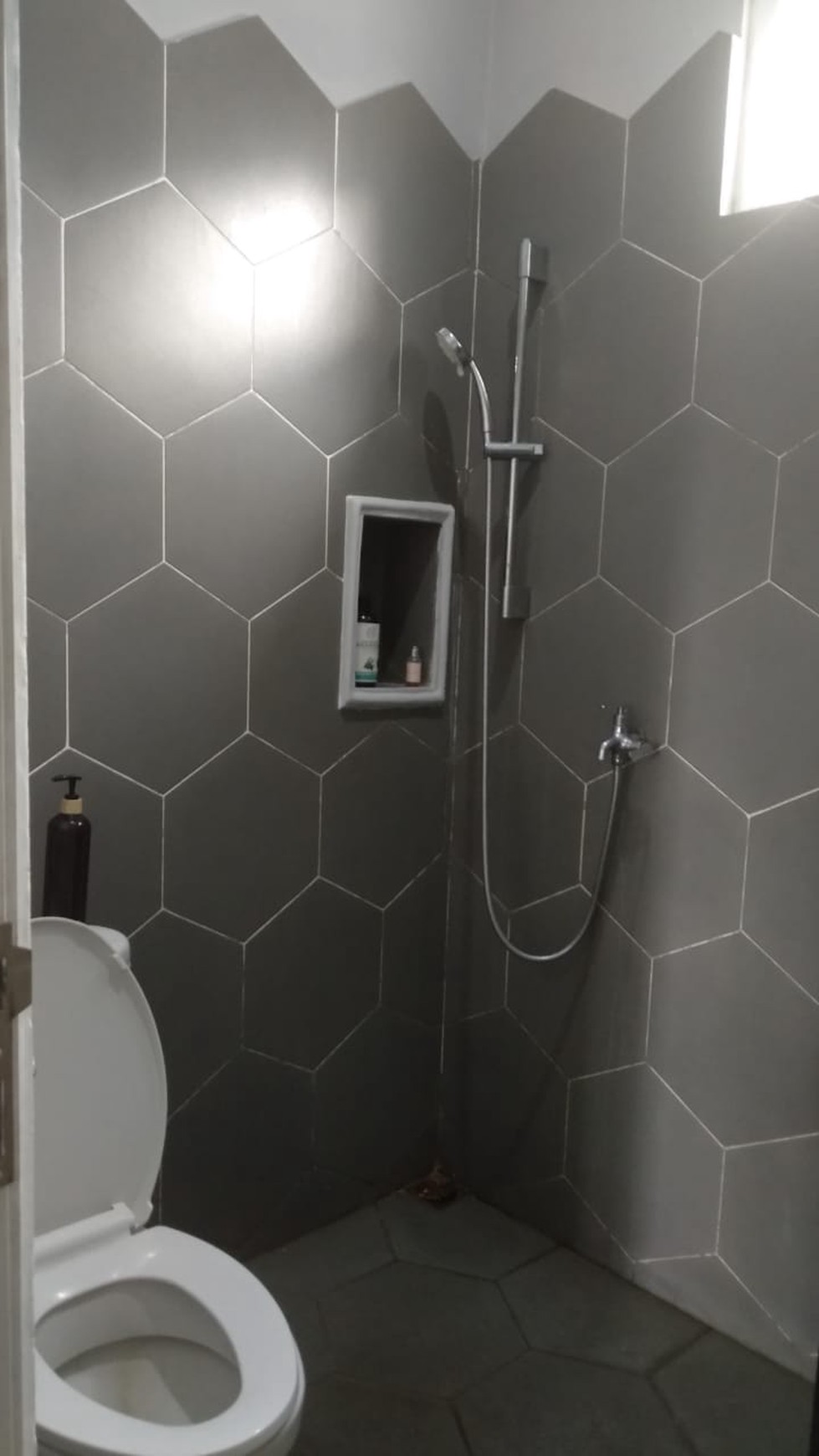 Rumah Siap Huni di Ciputat Timur