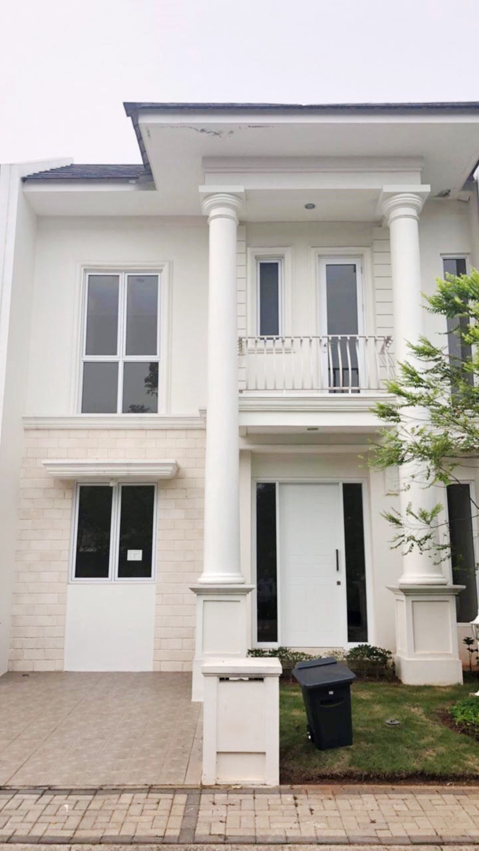 Rumah Hotsale dan Murah di Cluster Vanya Park, BSD