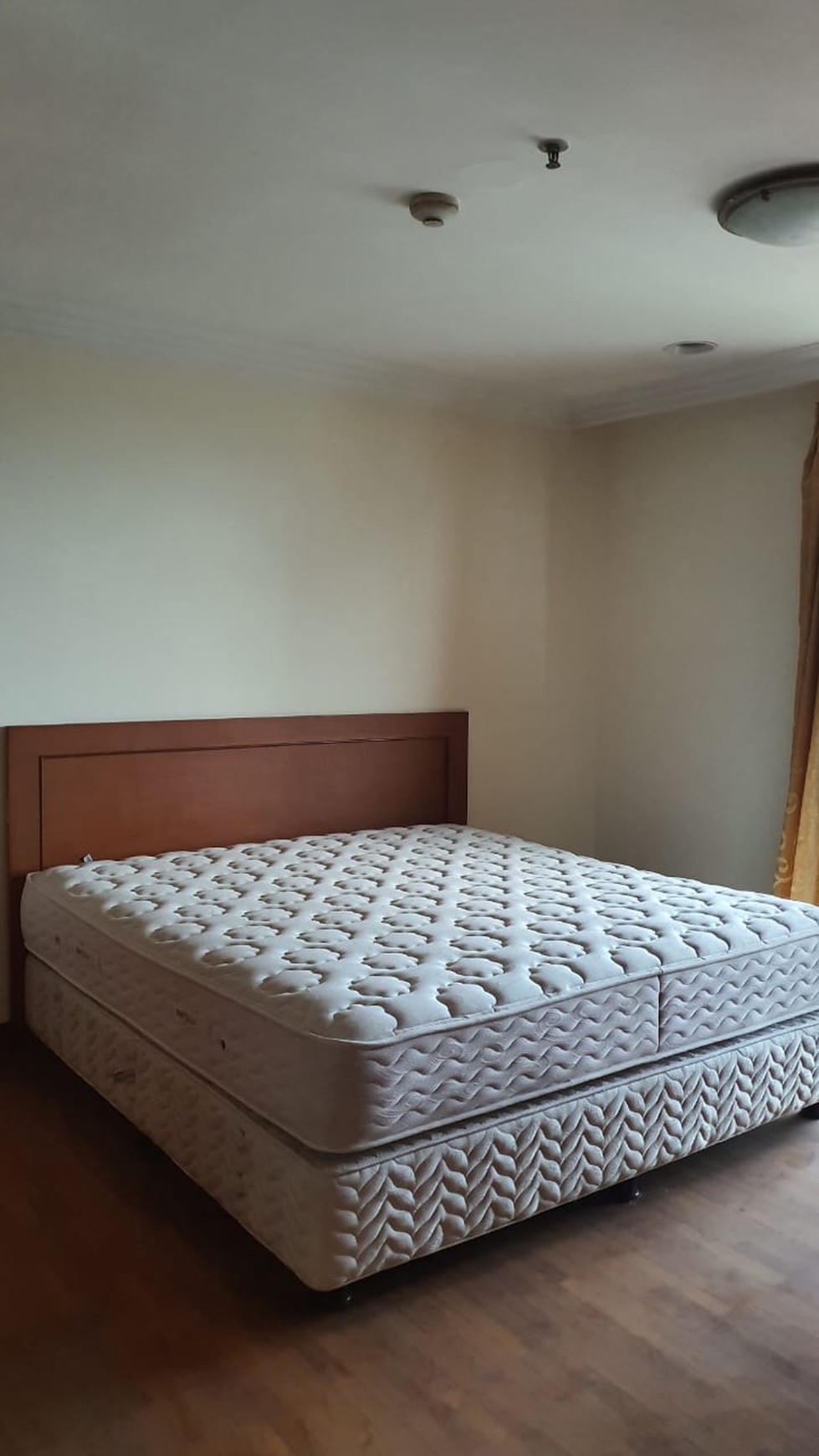 Luxury Apartment dengan 2 Kamar Tidur di Nuansa Hijau Tower