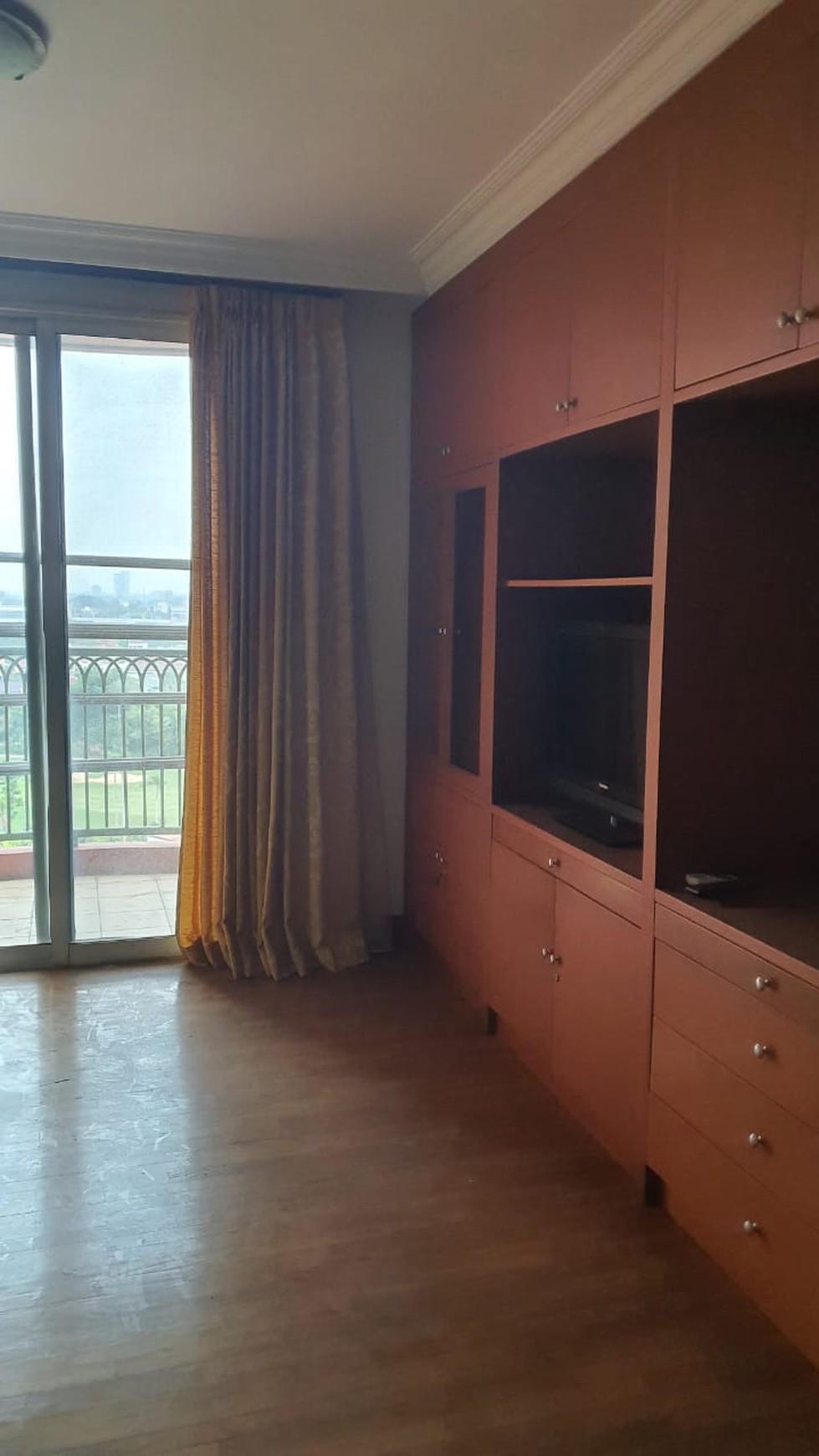 Luxury Apartment dengan 2 Kamar Tidur di Nuansa Hijau Tower