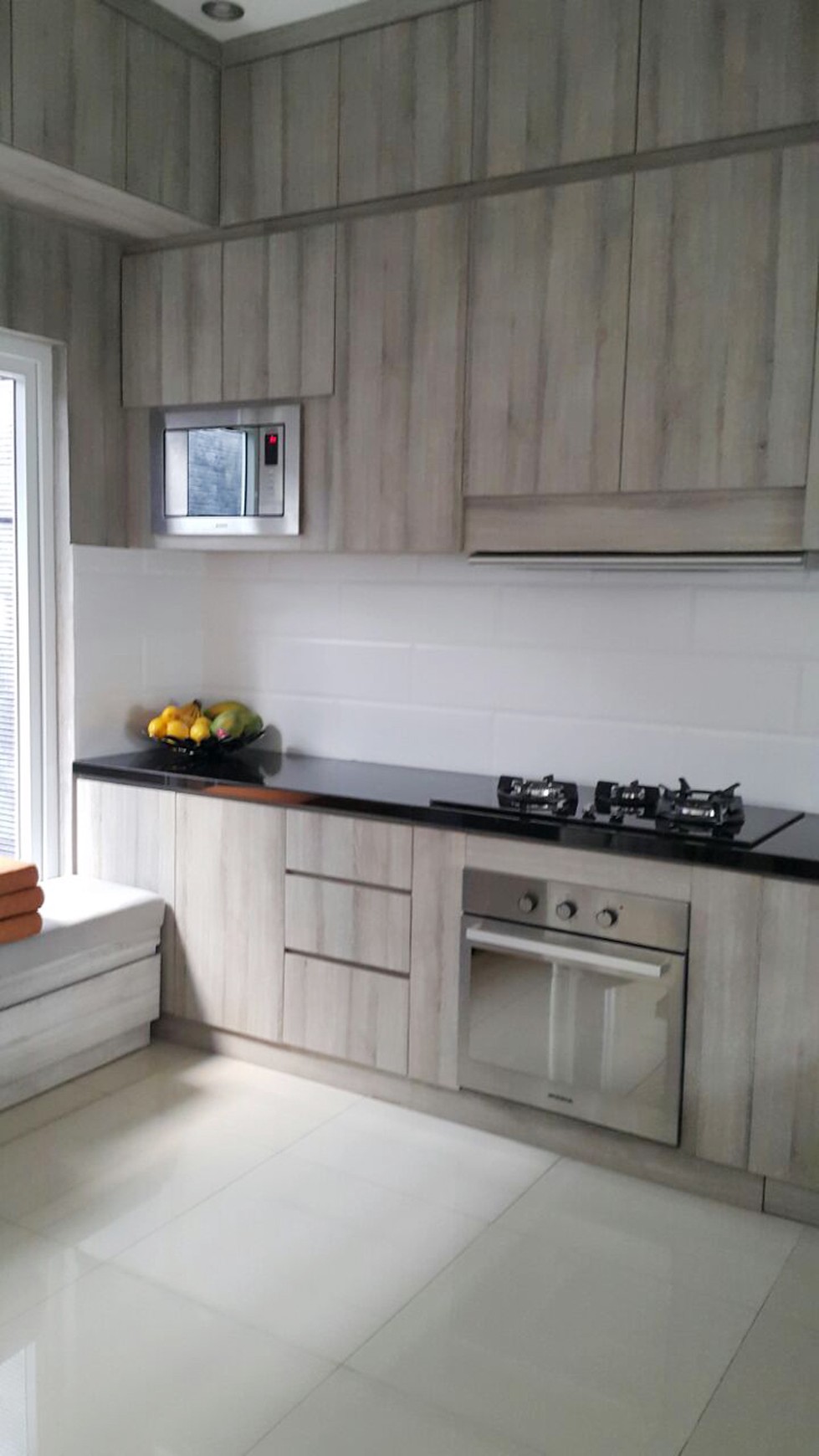 Rumah Cantik dan Siap Huni di Cluster Bintaro Hills, Ciputat