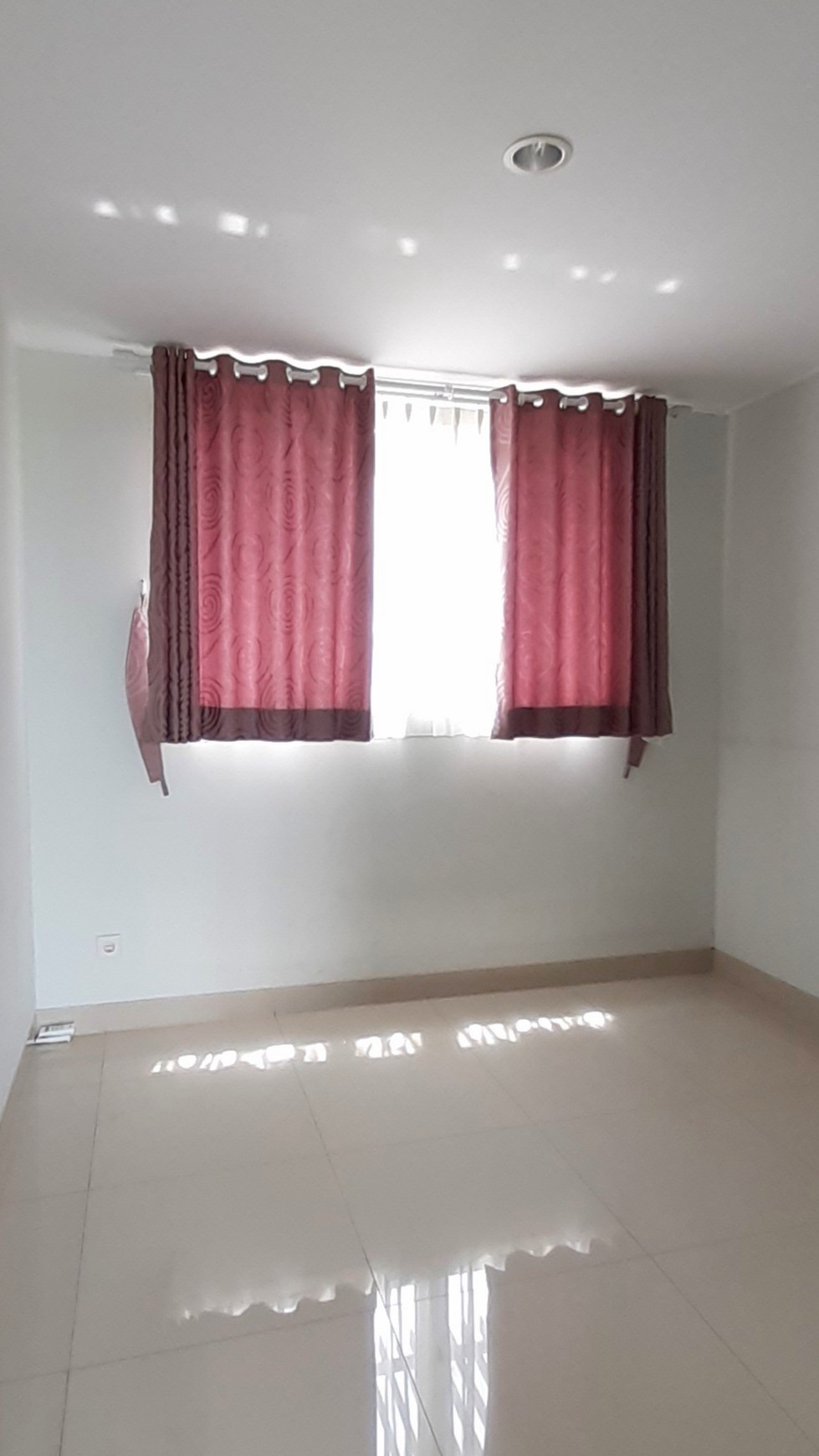 Rumah Hook Minimalis Modern dgn Sentuhan Ala Jepang di Bintaro Jaya Harga 130Jt/Thn nego