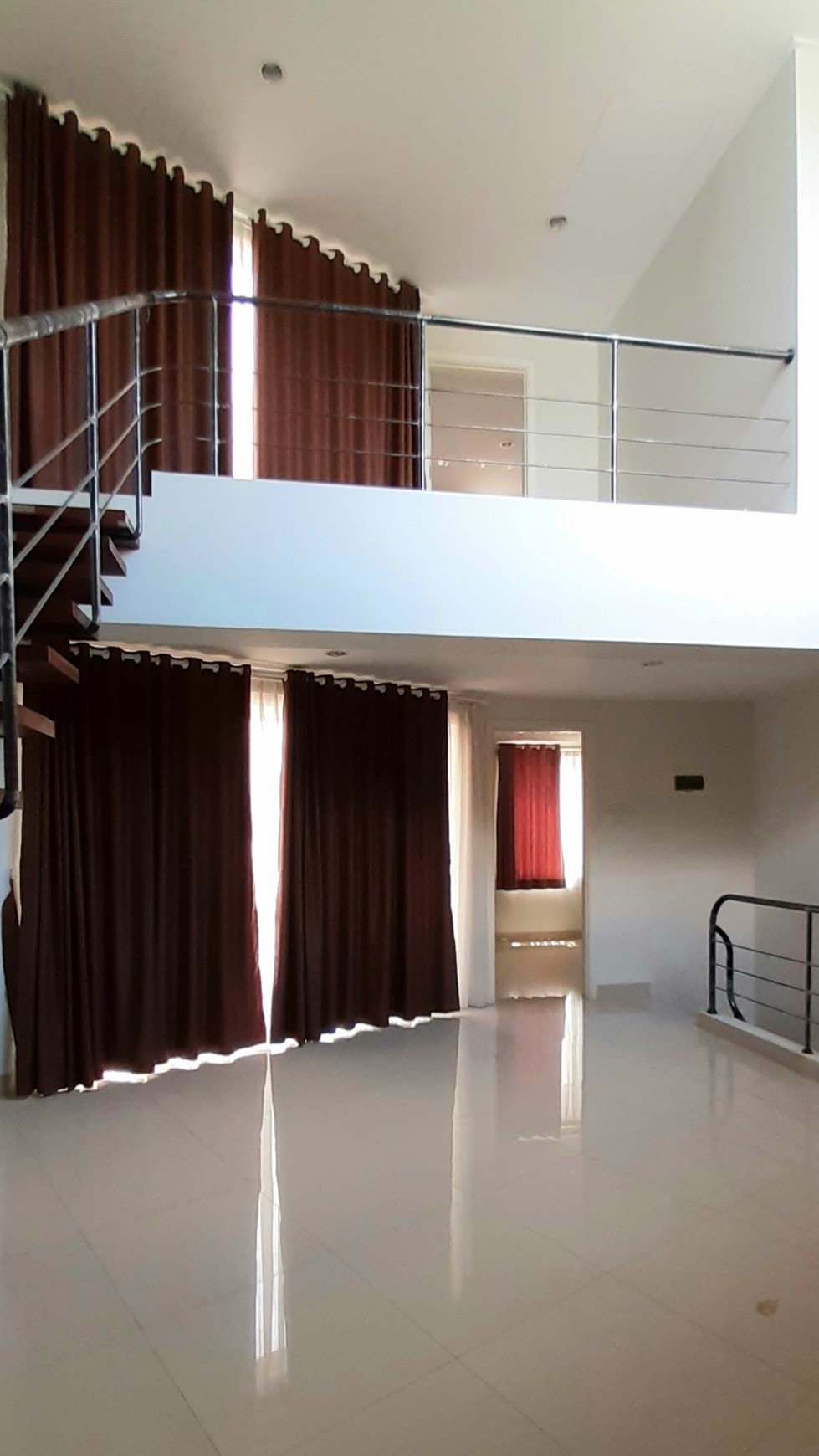 Rumah Hook Minimalis Modern dgn Sentuhan Ala Jepang di Bintaro Jaya Harga 130Jt/Thn nego