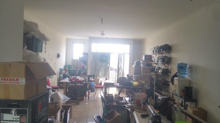 Ruko Lokasi Di Pinggir Jalan Raya Di Cinere