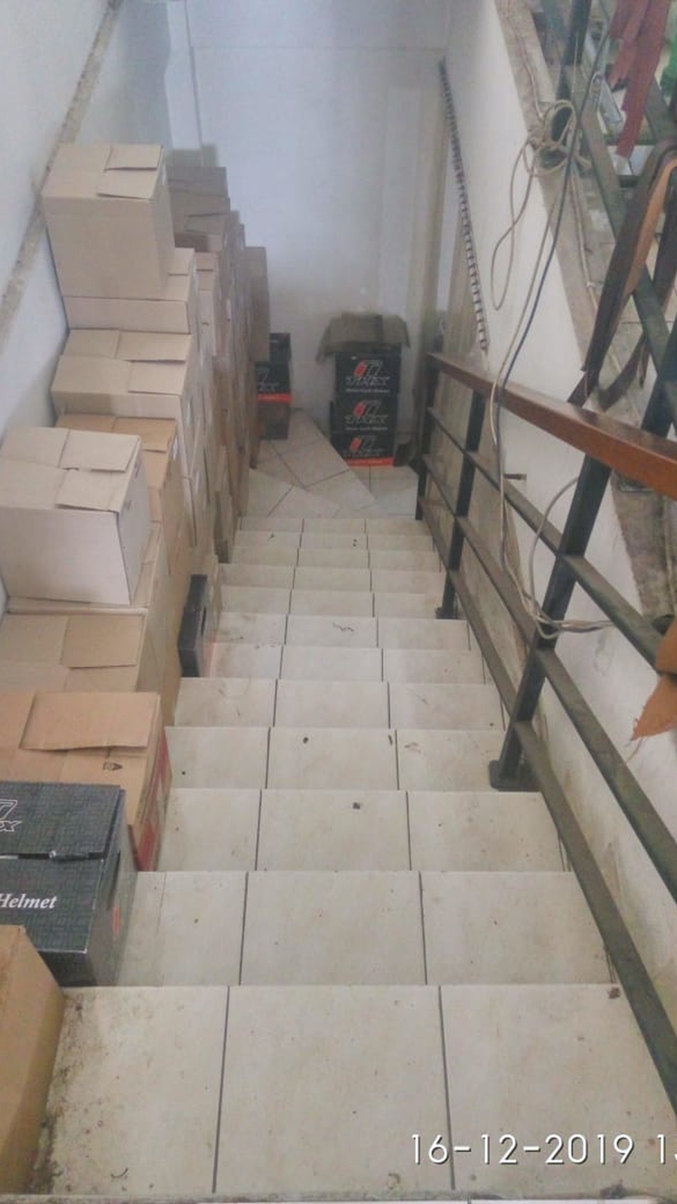 Ruko Lokasi Di Pinggir Jalan Raya Di Cinere