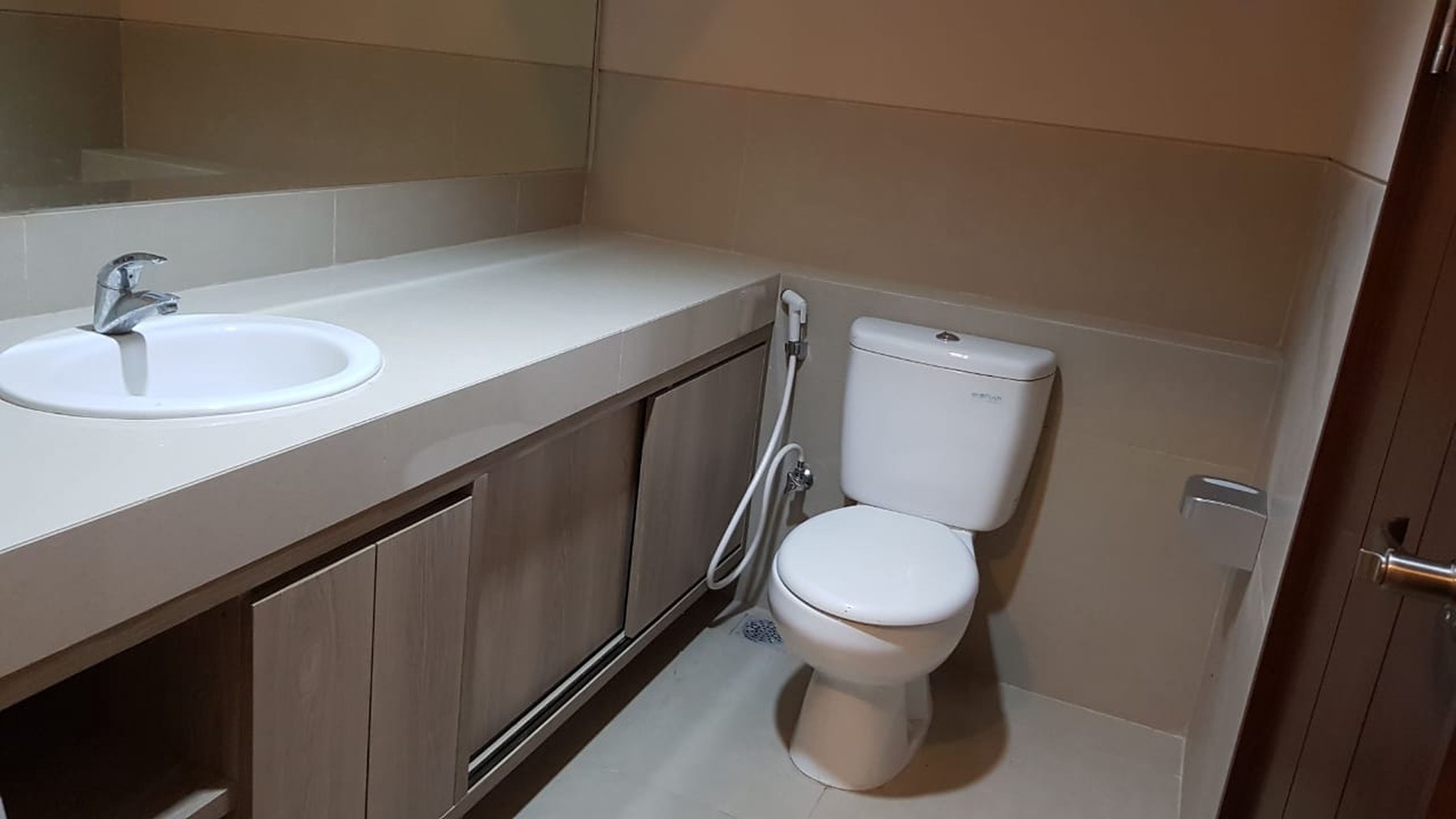 Disewa Bizloft 2 tower 3 unit Lippo Karawaci