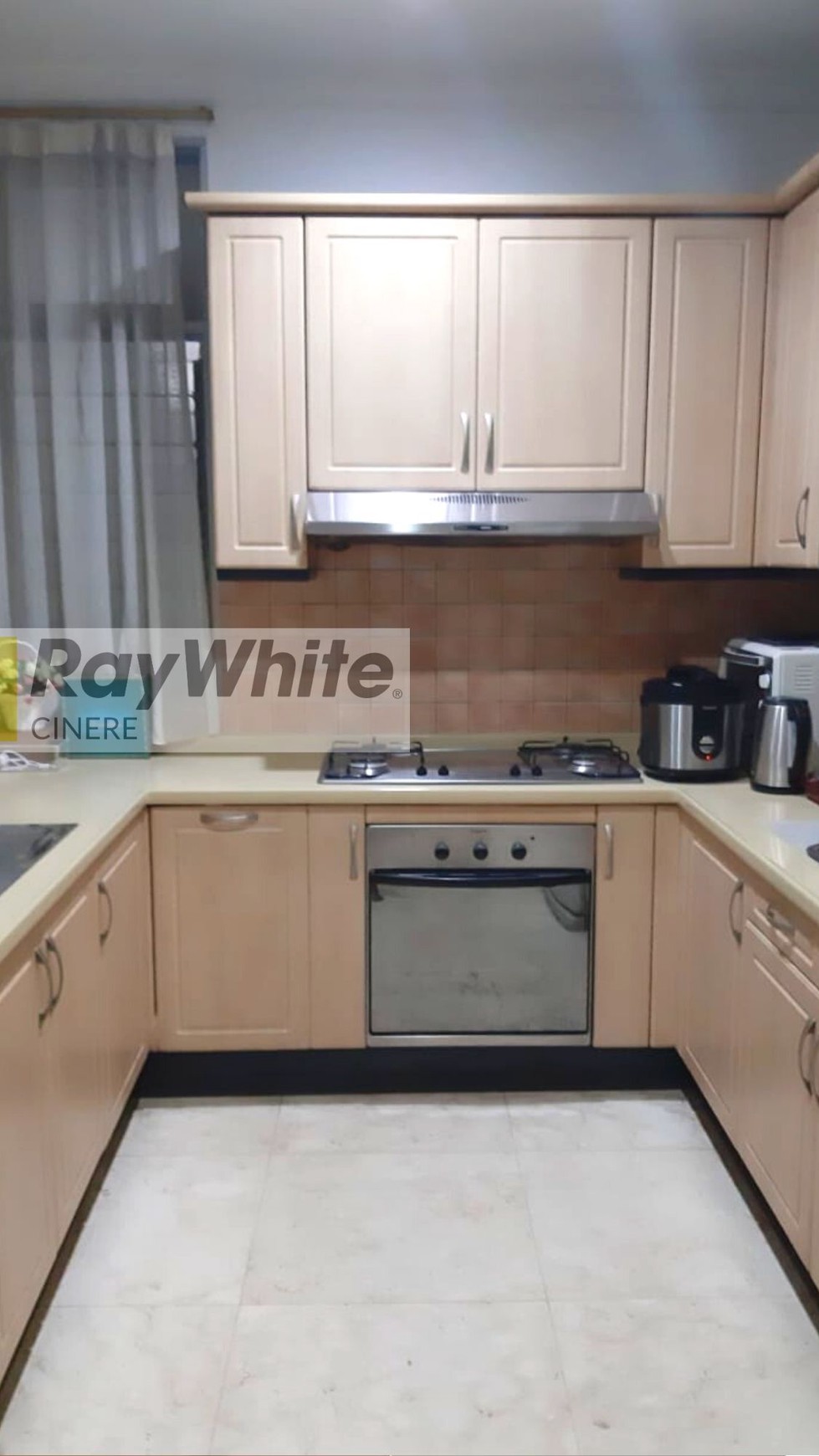 Rumah Bagus Terawat di Pondok Indah