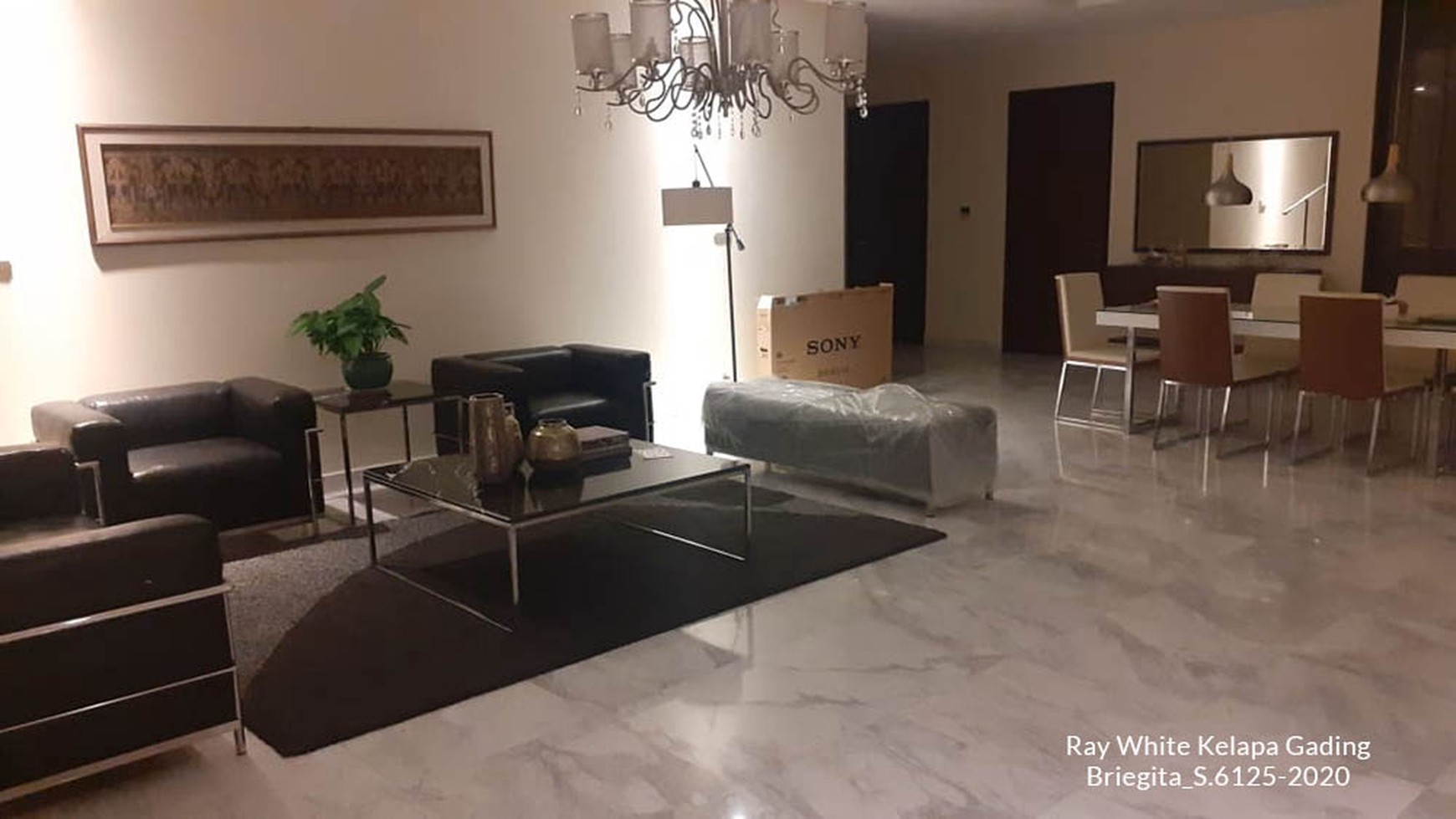 Apartemen Disewa The Peak Twr Renais,  Luas 156m2 Jl Setiabudi