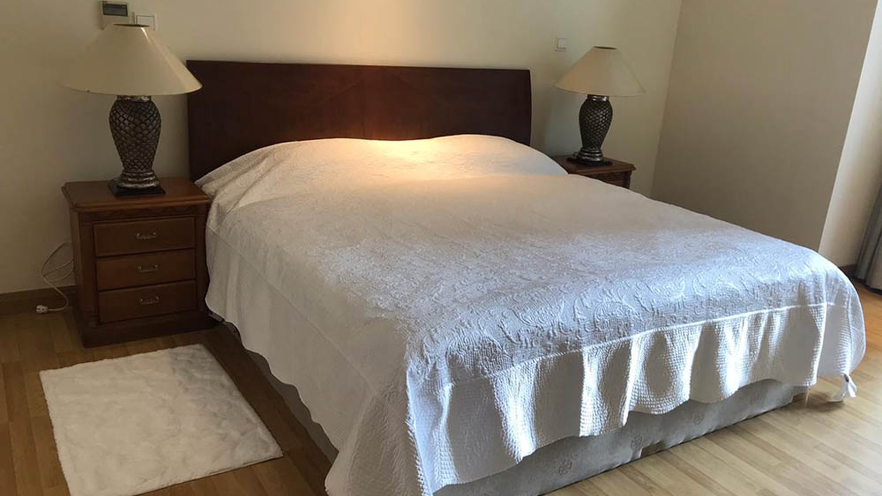 Apartemen Disewa The Peak Twr Renais,  Luas 156m2 Jl Setiabudi