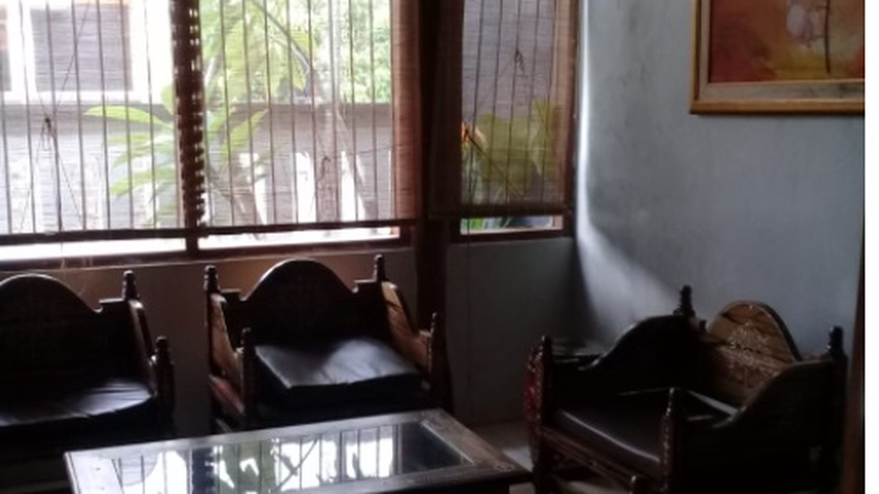 RUMAH CANTIK DENGAN NUANSA RUMAH TROPIS, DI PERUM CANDI INDAH, SLEMAN