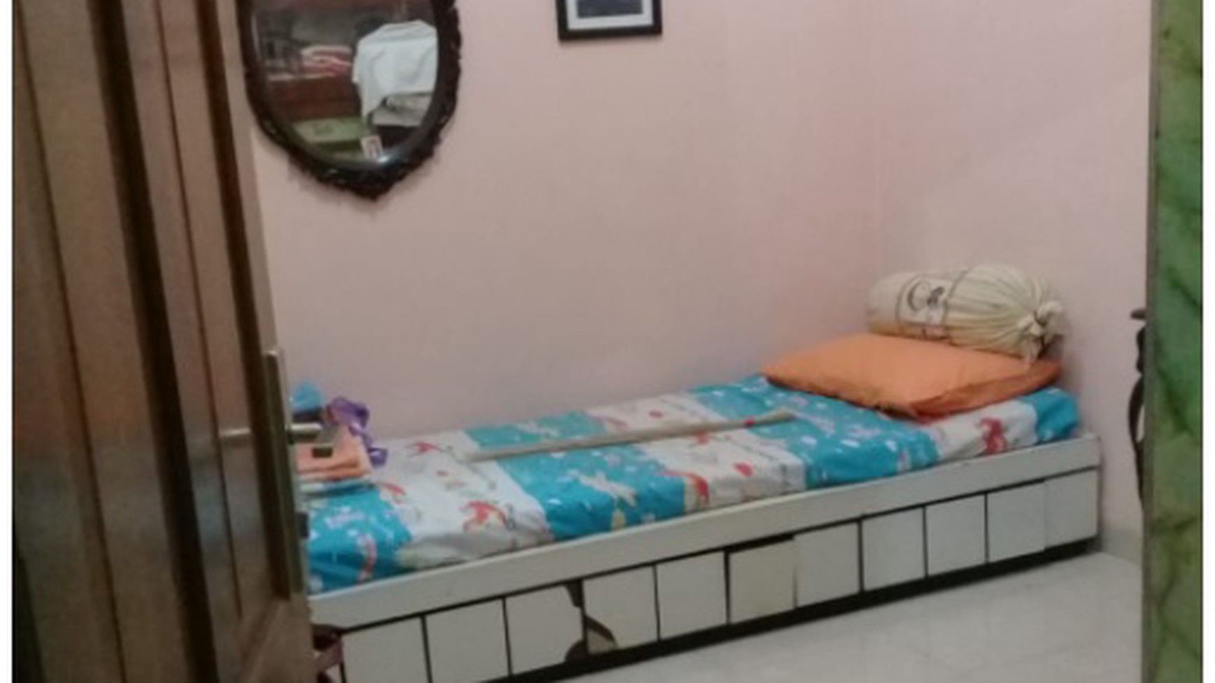 RUMAH CANTIK DENGAN NUANSA RUMAH TROPIS, DI PERUM CANDI INDAH, SLEMAN