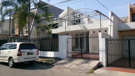 Rumah Kertajaya Indah Surabaya