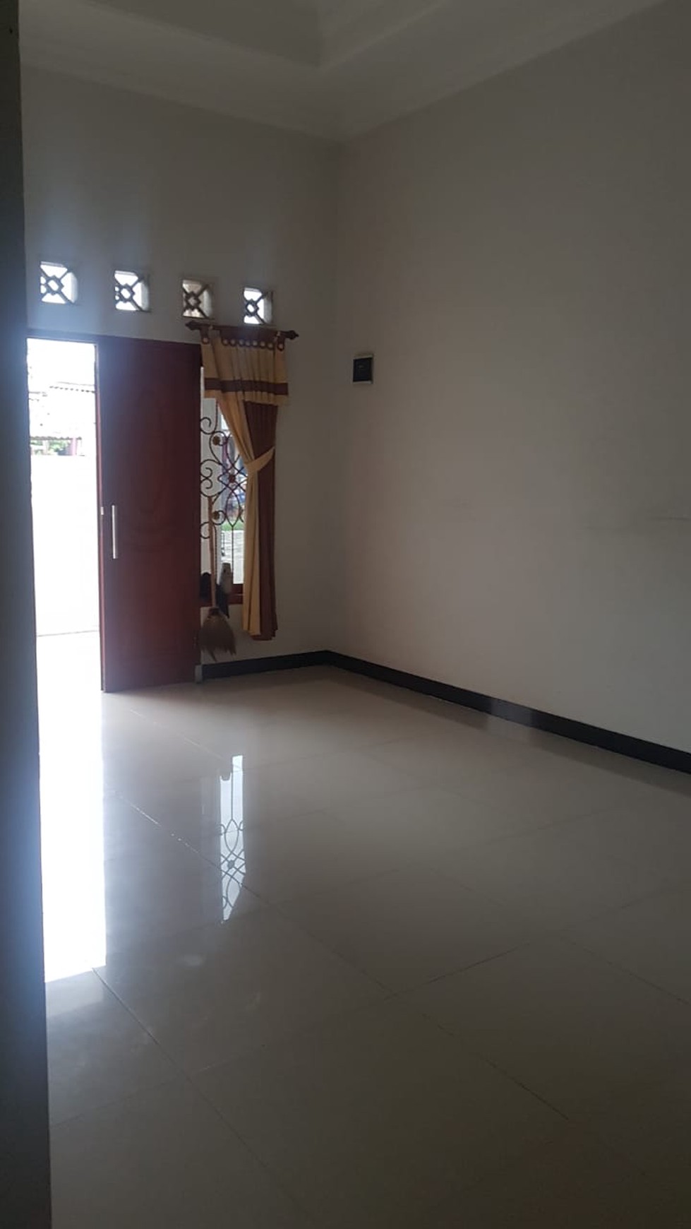Dijual JL. Dn. Toba 3 Perum 2 Karawaci Tangerang