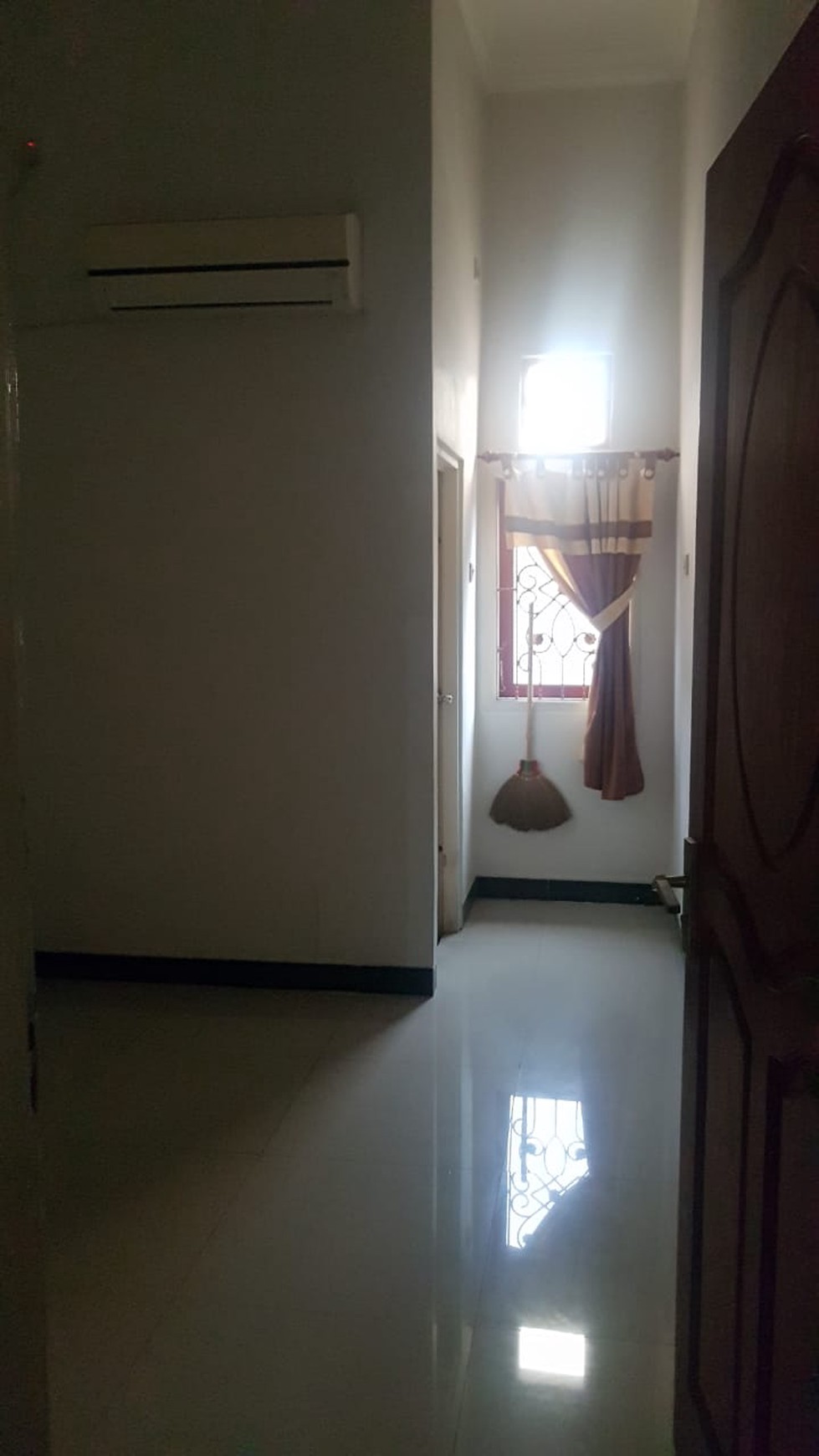 Dijual JL. Dn. Toba 3 Perum 2 Karawaci Tangerang