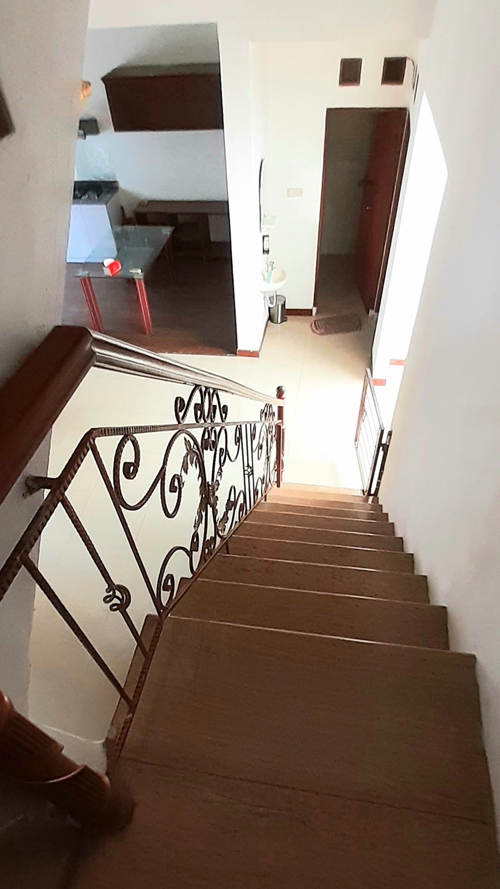 Rumah Minimalis siap huni di Bintaro Jaya harga 55 Jt/Thn, Murah!!!