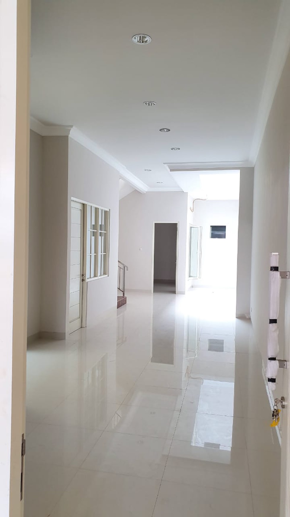 Rumah Simpang darmo permai utara surabaya