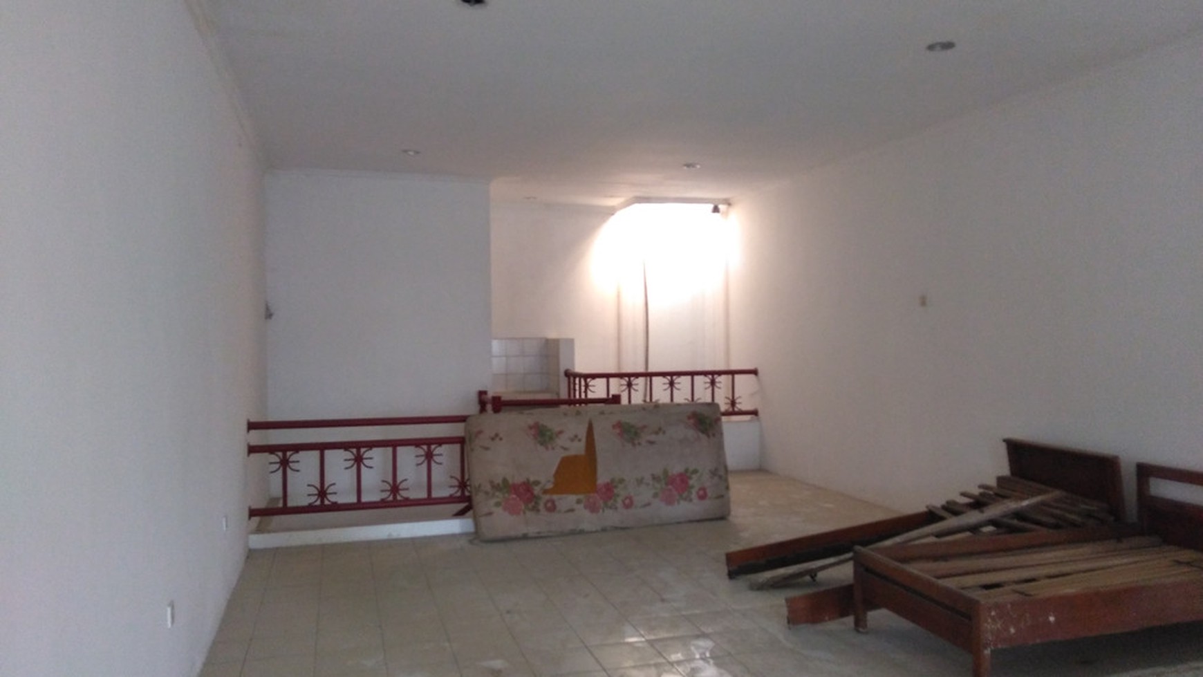 Di sewakan ruko 2 lantai di taman laguna cibubur