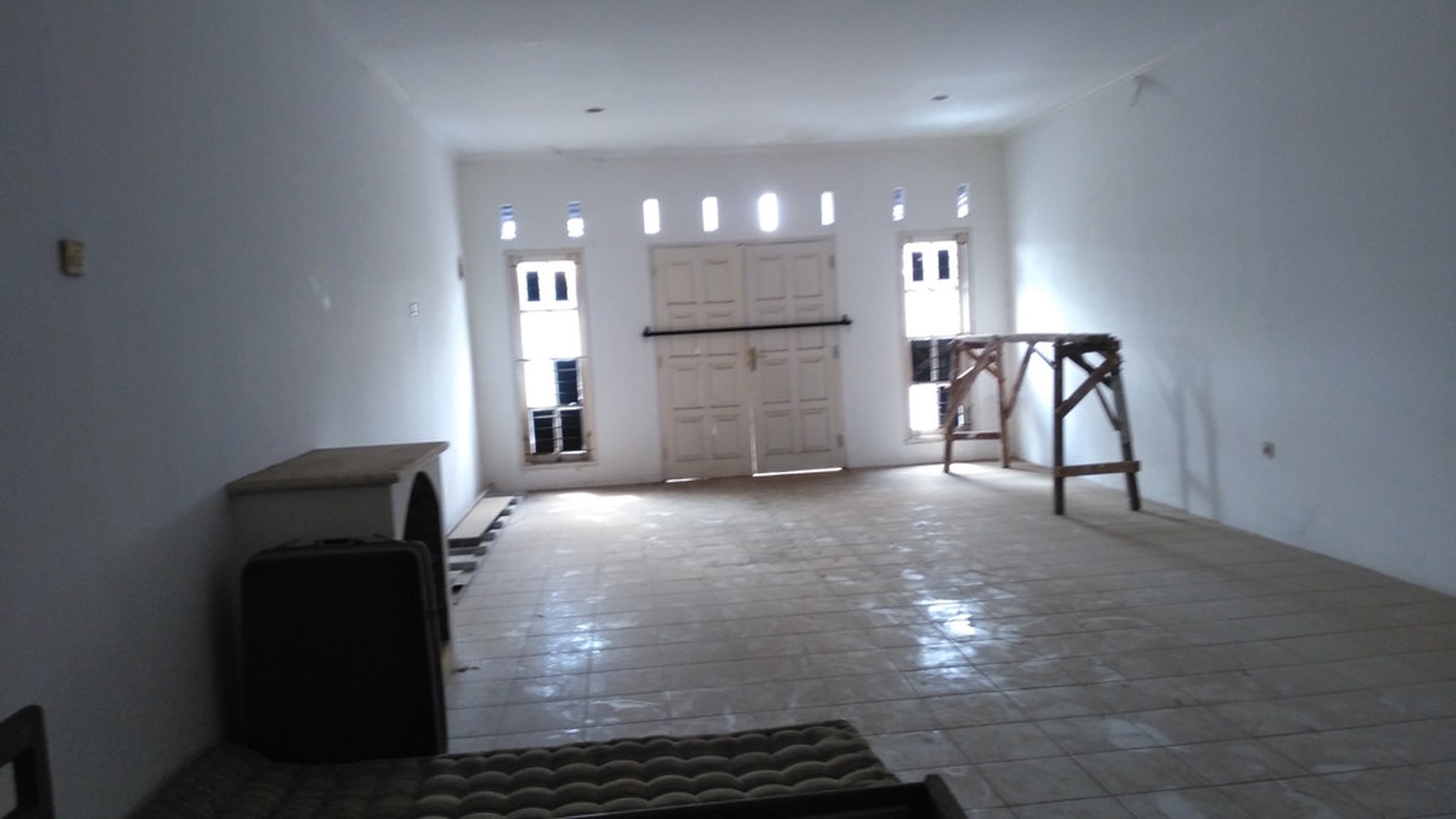 Di sewakan ruko 2 lantai di taman laguna cibubur