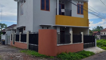 RUMAH BARU SIAP HUNI, DEKAT STPN & MIROTA GODEAN, YOGYAKARTA