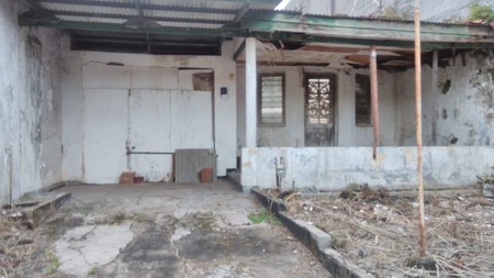 DIJUAL RUMAH TUA LOKASI STRATEGIS DI MENTENG
