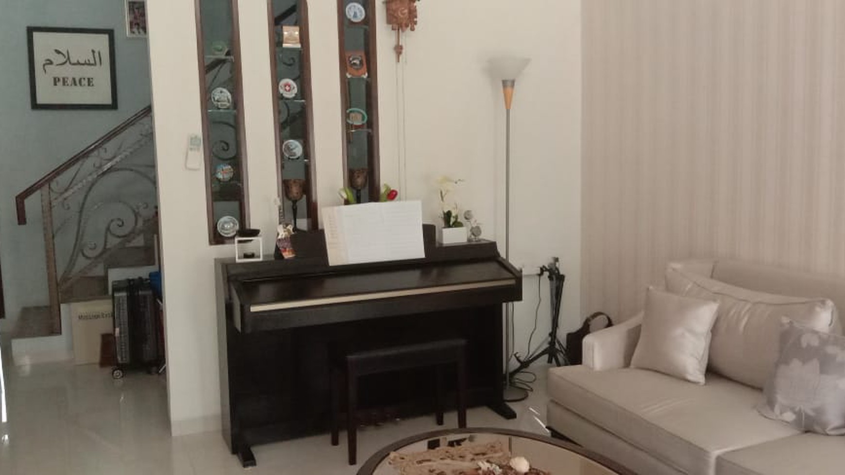 Rumah Dalam Townhouse Jagakarsa