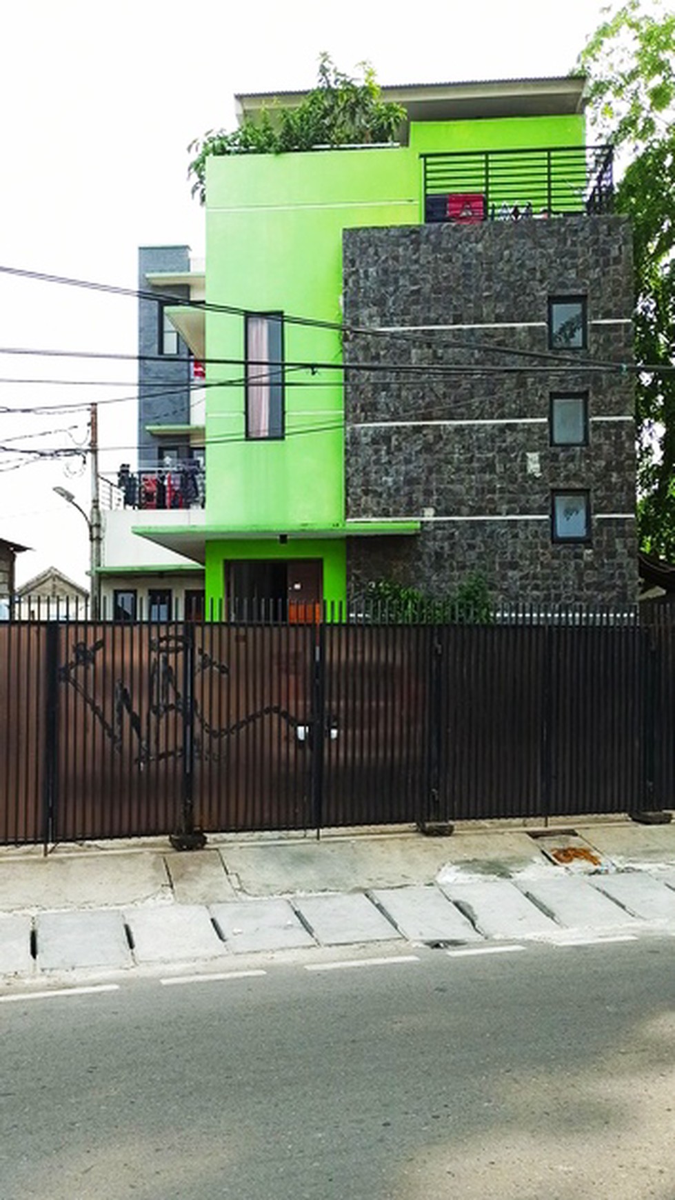 Rumah Kos-kosan ASRI 16 kamar Cempaka Putih
